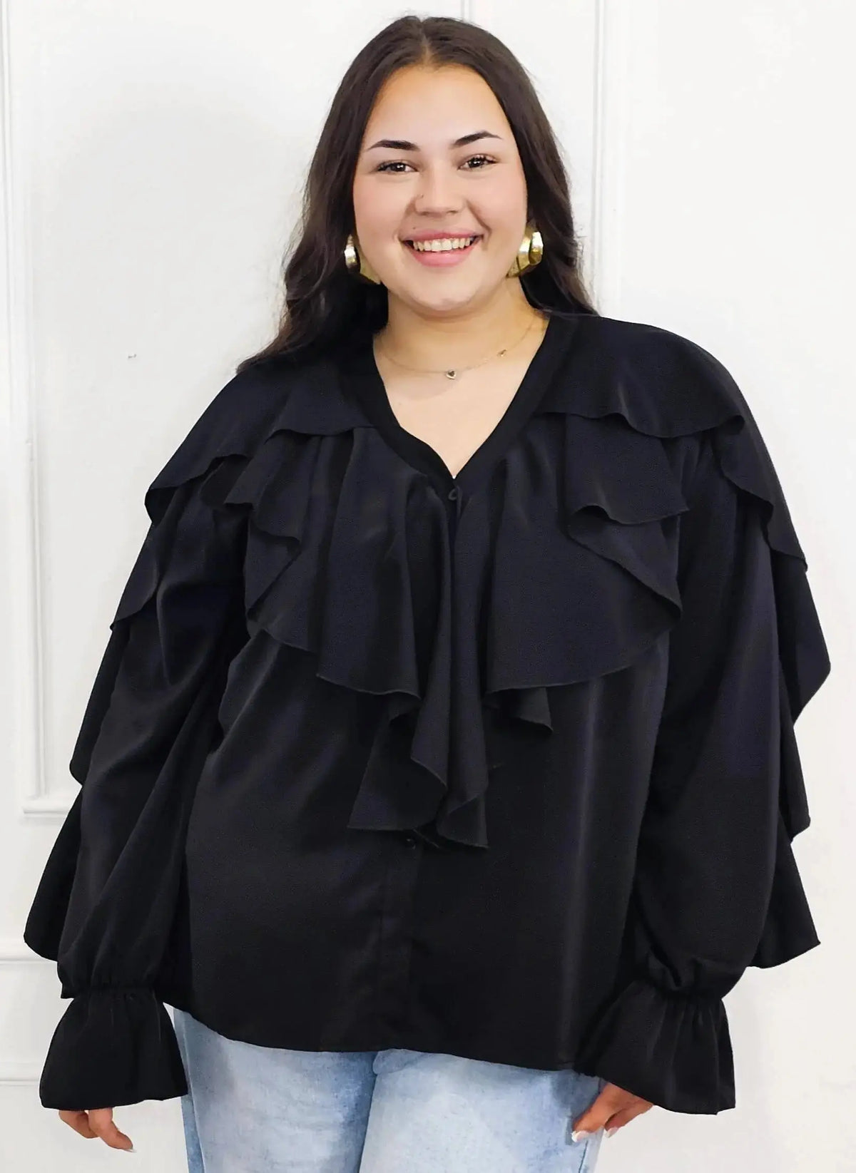 Bluzka plus size z falbanami – romantyczny szyk i wygoda w eleganckim stylu Stylowa XL