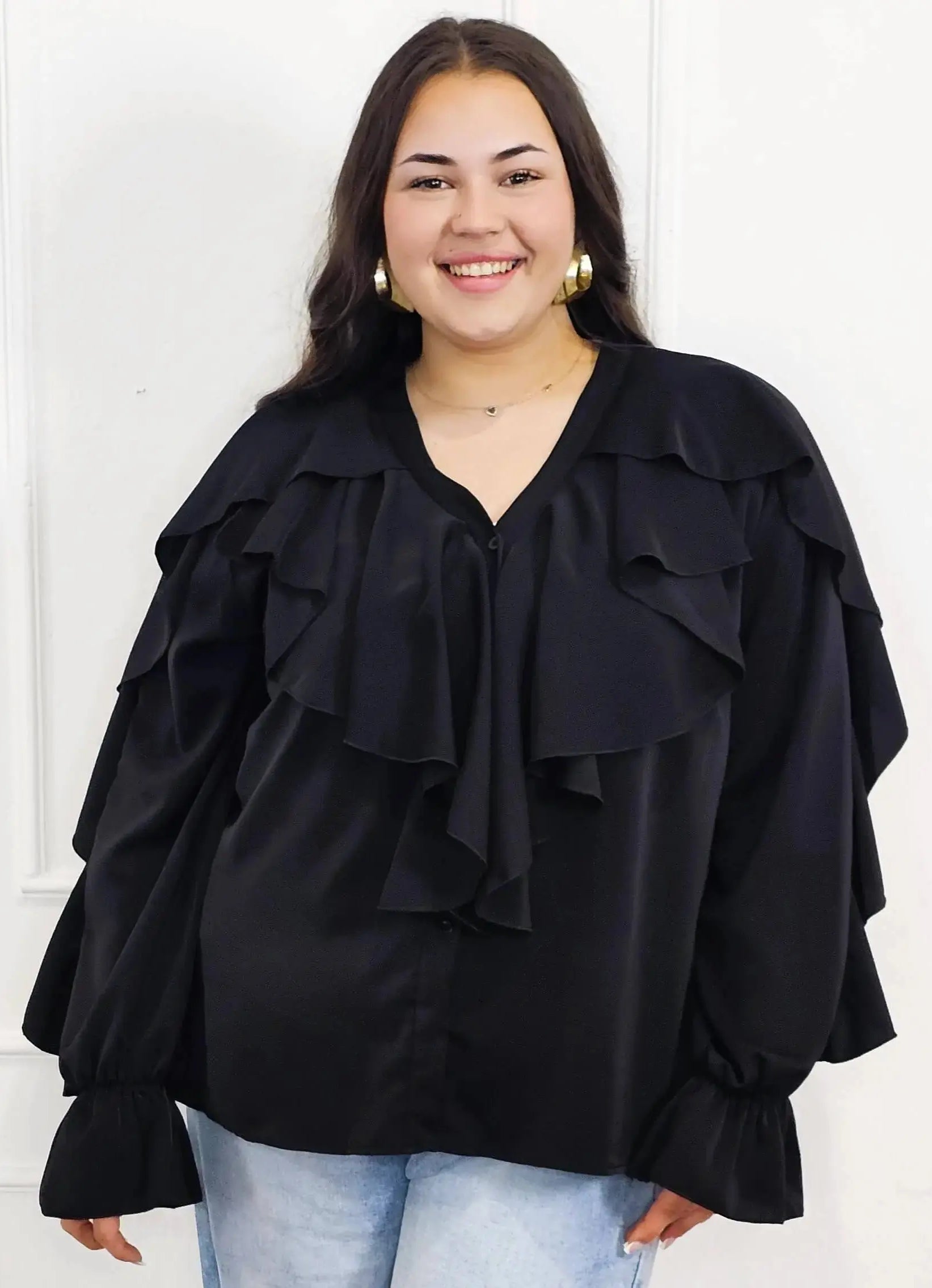 Bluzka plus size z falbanami – romantyczny szyk i wygoda w eleganckim stylu Stylowa XL