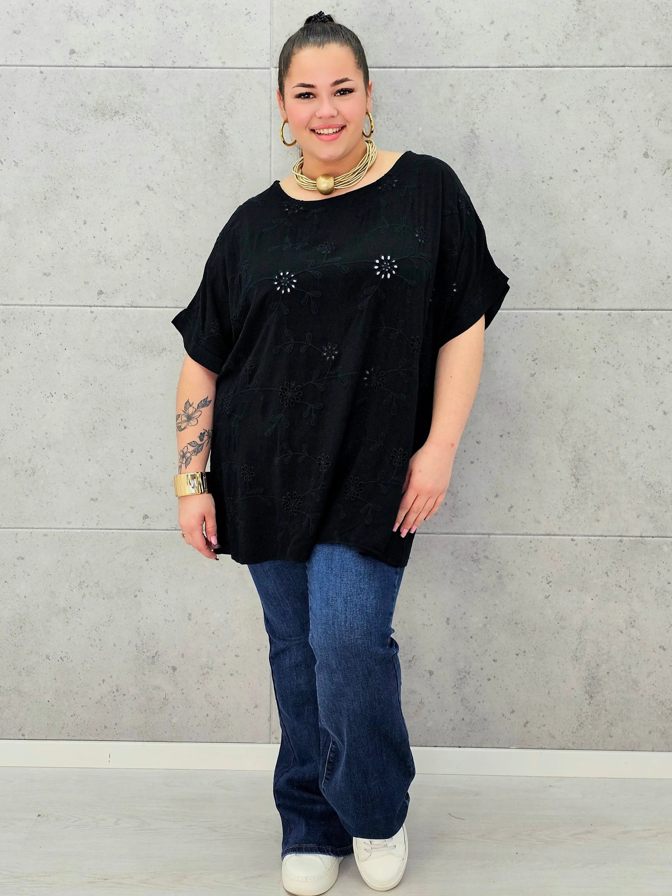 Bluzka plus size z haftem – lekka i kobieca bluzka XXL Stylowa XL