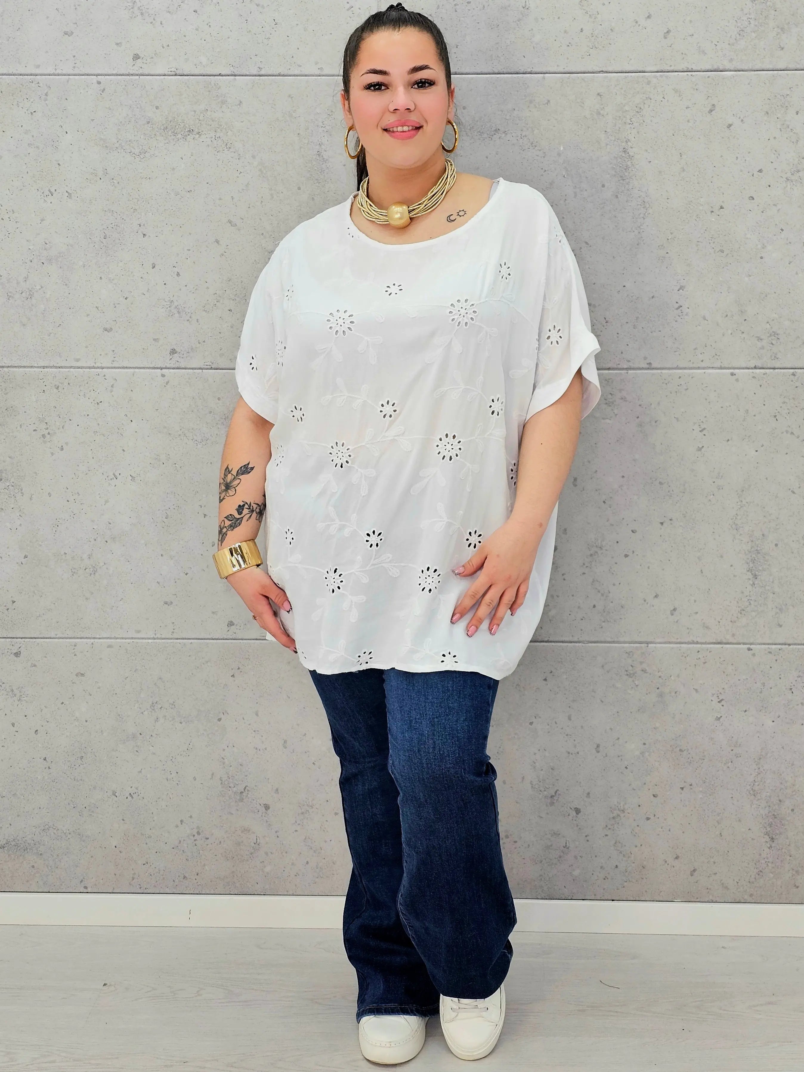 Bluzka plus size z haftem – lekka i kobieca bluzka XXL Stylowa XL