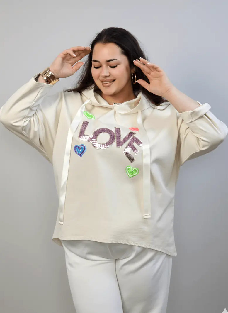 Bluzka plus size z kapturem LOVE – modna bluzka XXL Stylowa XL