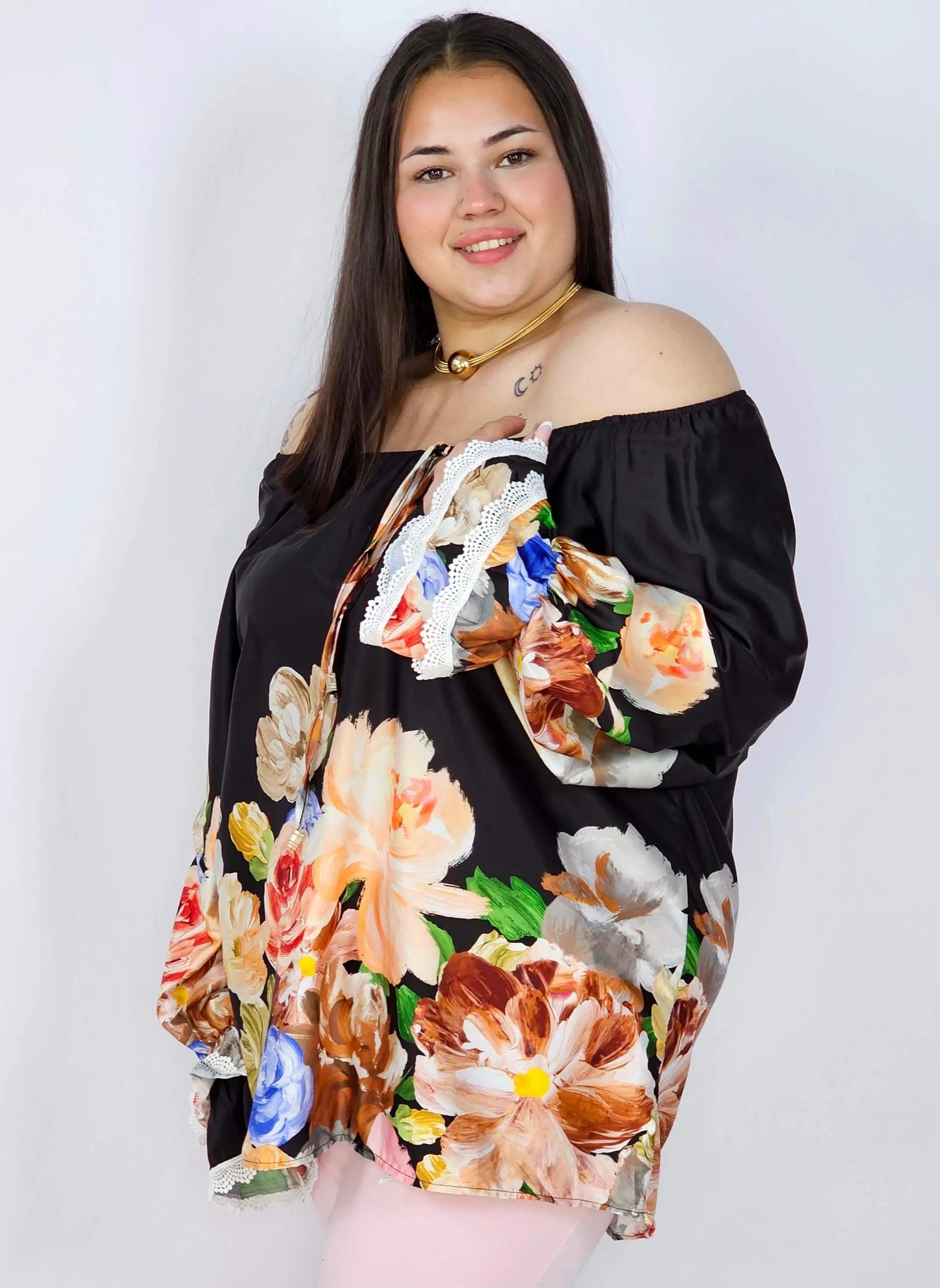 Bluzka plus size z kwiatowym printem i wiązaniem Stylowa XL