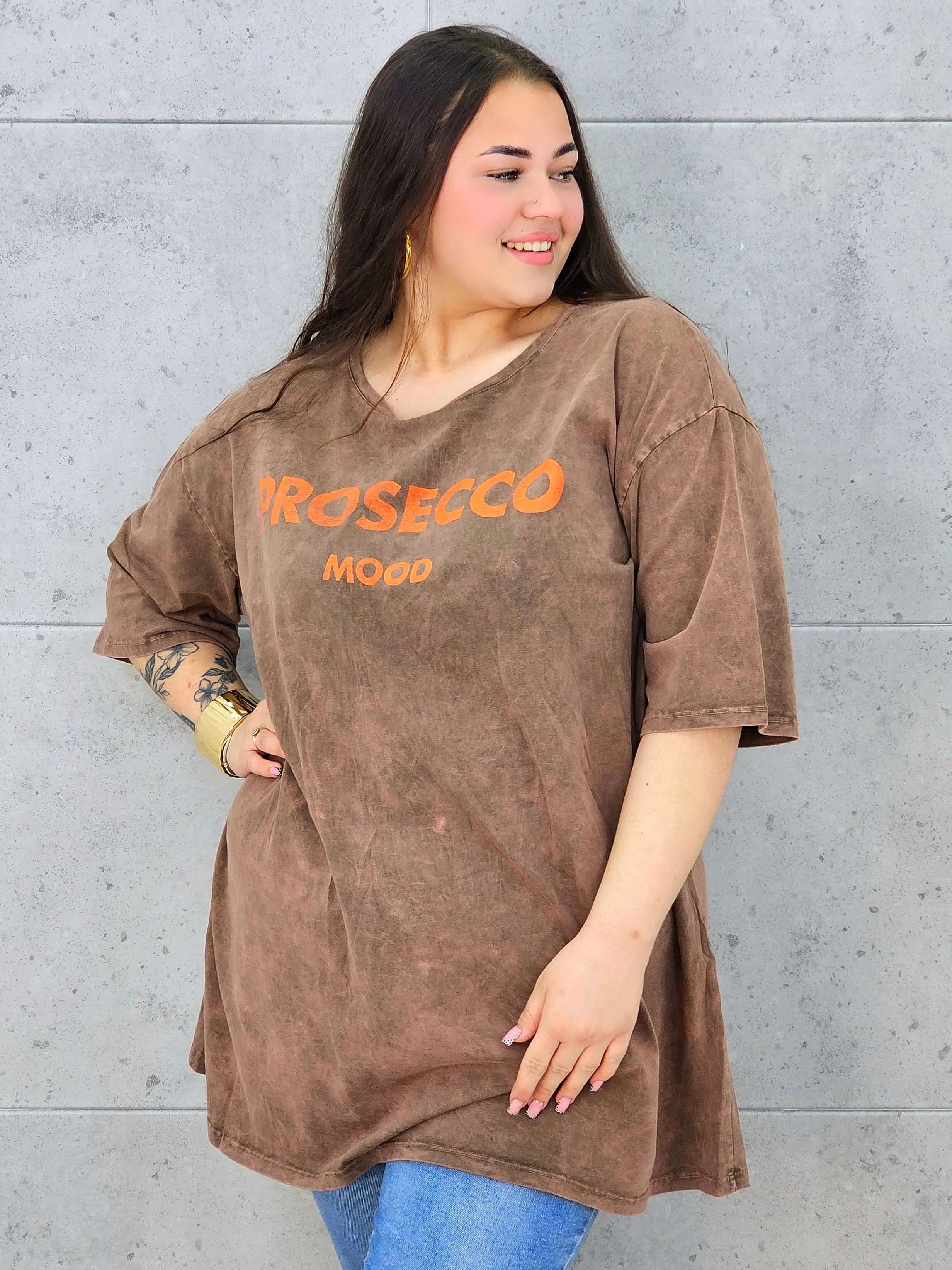 Bluzka plus size z napisem PROSECCO MOOD – stylowy luz XXL Stylowa XL