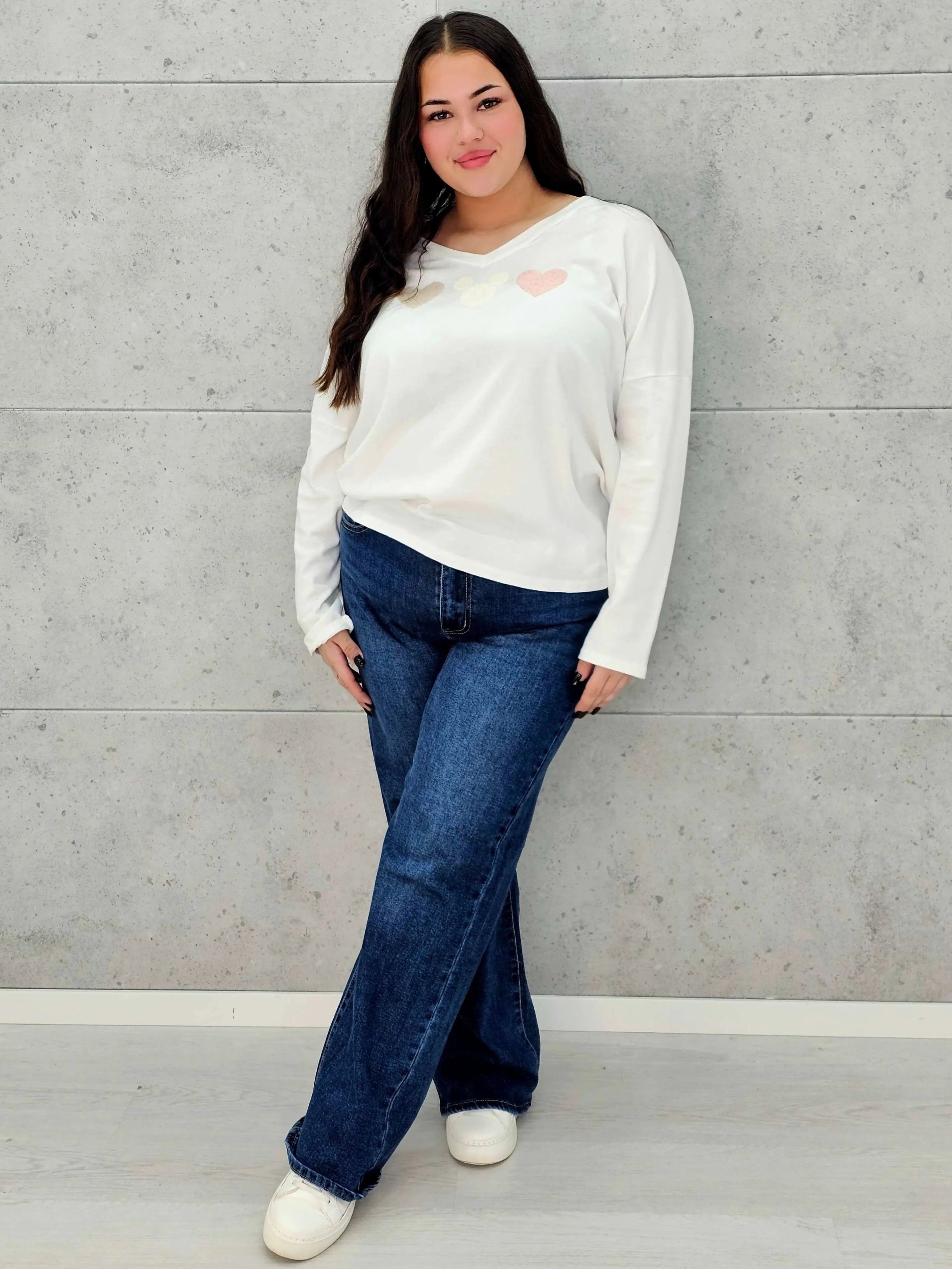 Bluzka plus size z serduszkami – delikatna, kobieca i niezwykle wygodna Stylowa XL