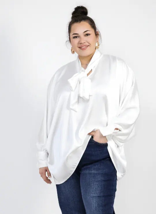 Bluzka plus size z wiązaniem przy szyi – elegancka bluzka XXL do stylizacji codziennych i wizytowych Stylowa XL