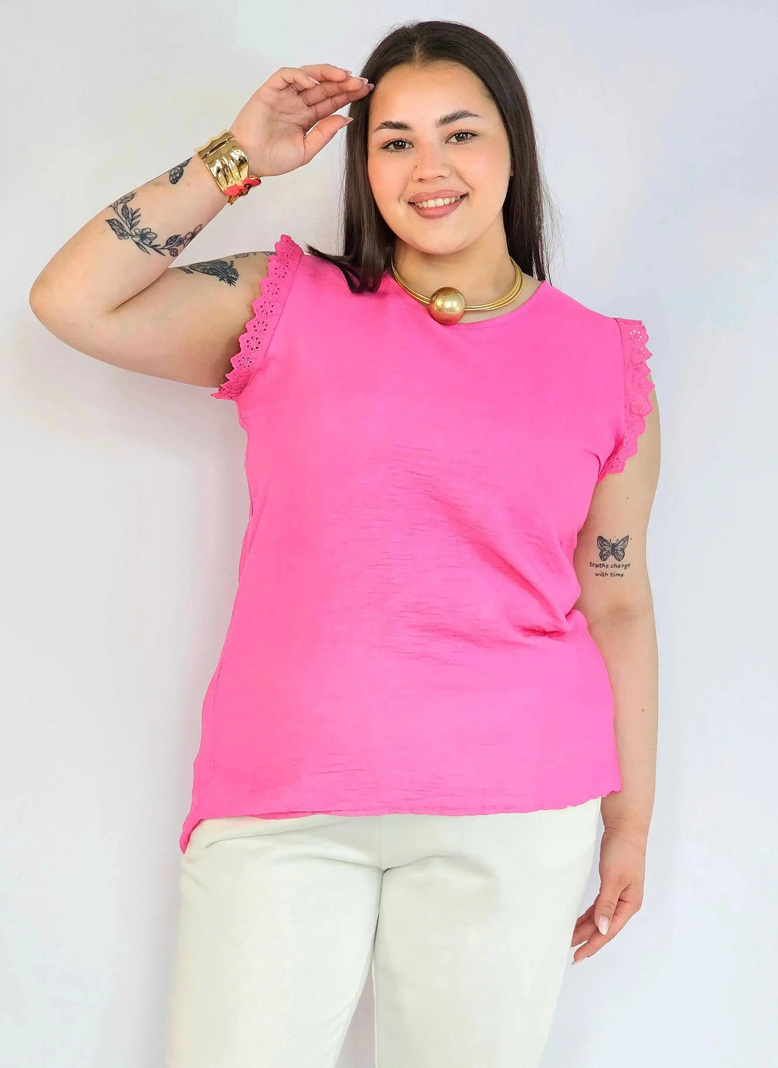 Bluzka plus size z wiskozy – lekka bluzka damska XXL z haftowanym rękawem Stylowa XL