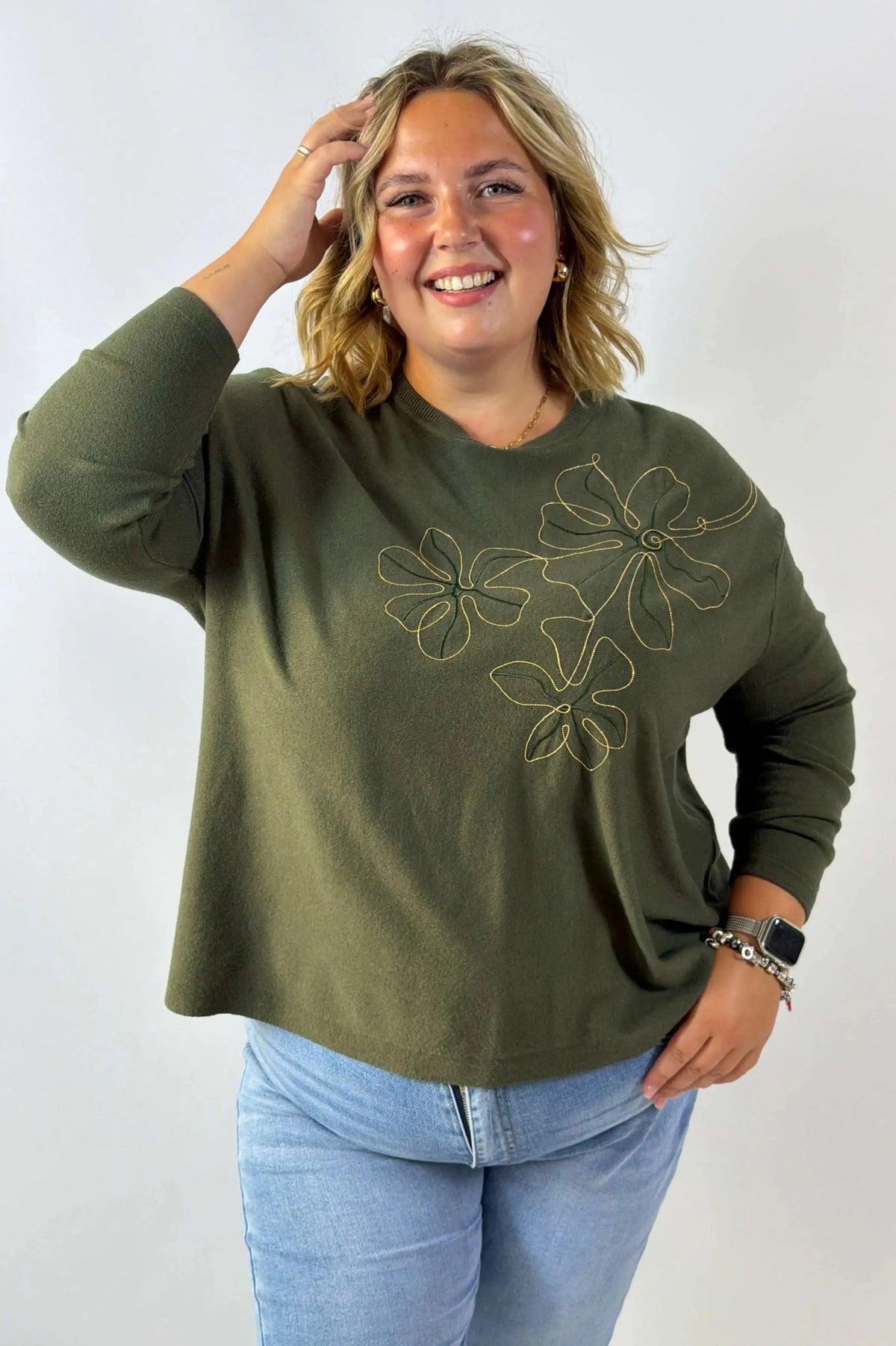 Bluzka sweterkowa Plus Size z efektownym haftem kwiatowym Stylowa XL