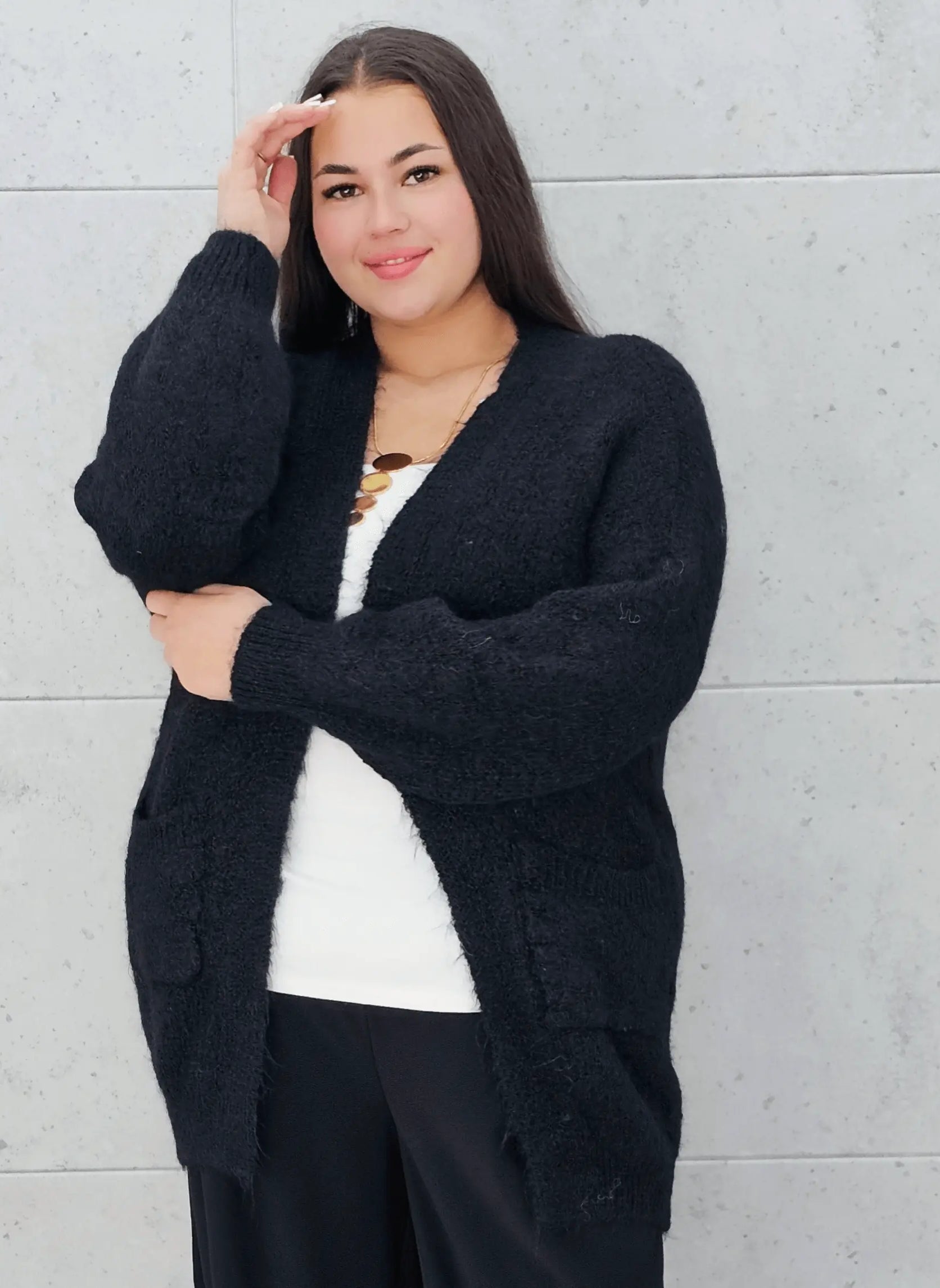 Bluzka sweterkowa plus size – stylowa, wygodna i idealna na każdą okazję Stylowa XL