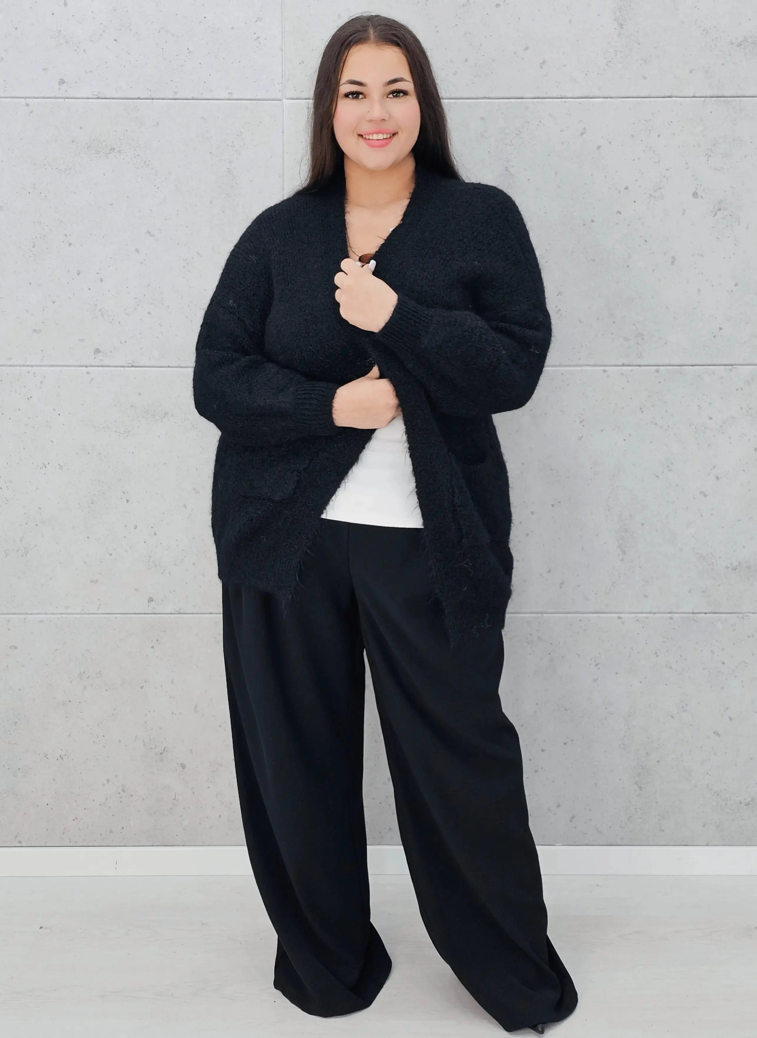 Bluzka sweterkowa plus size – stylowa, wygodna i idealna na każdą okazję Stylowa XL
