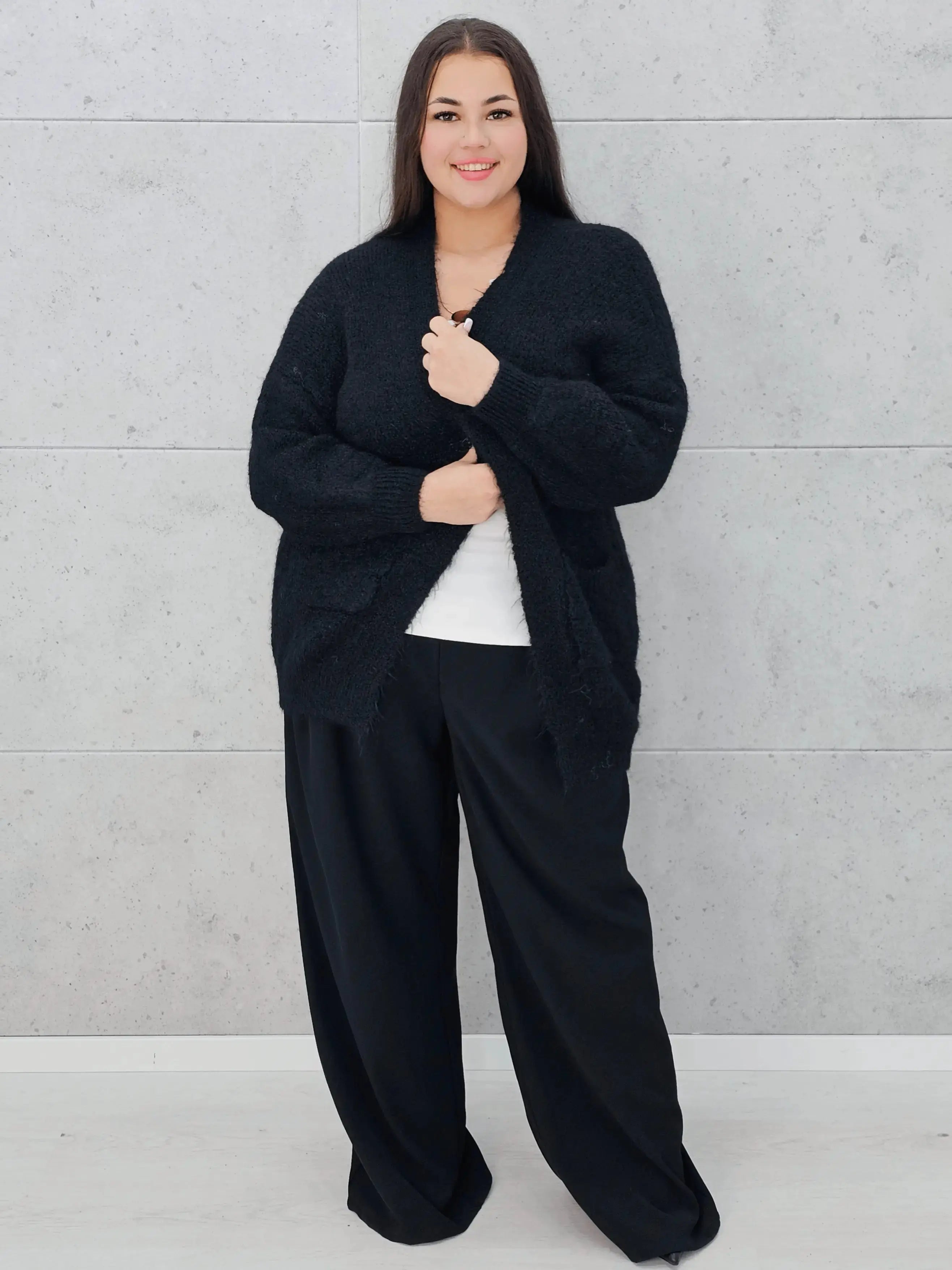 Bluzka sweterkowa plus size – stylowa, wygodna i idealna na każdą okazję Stylowa XL