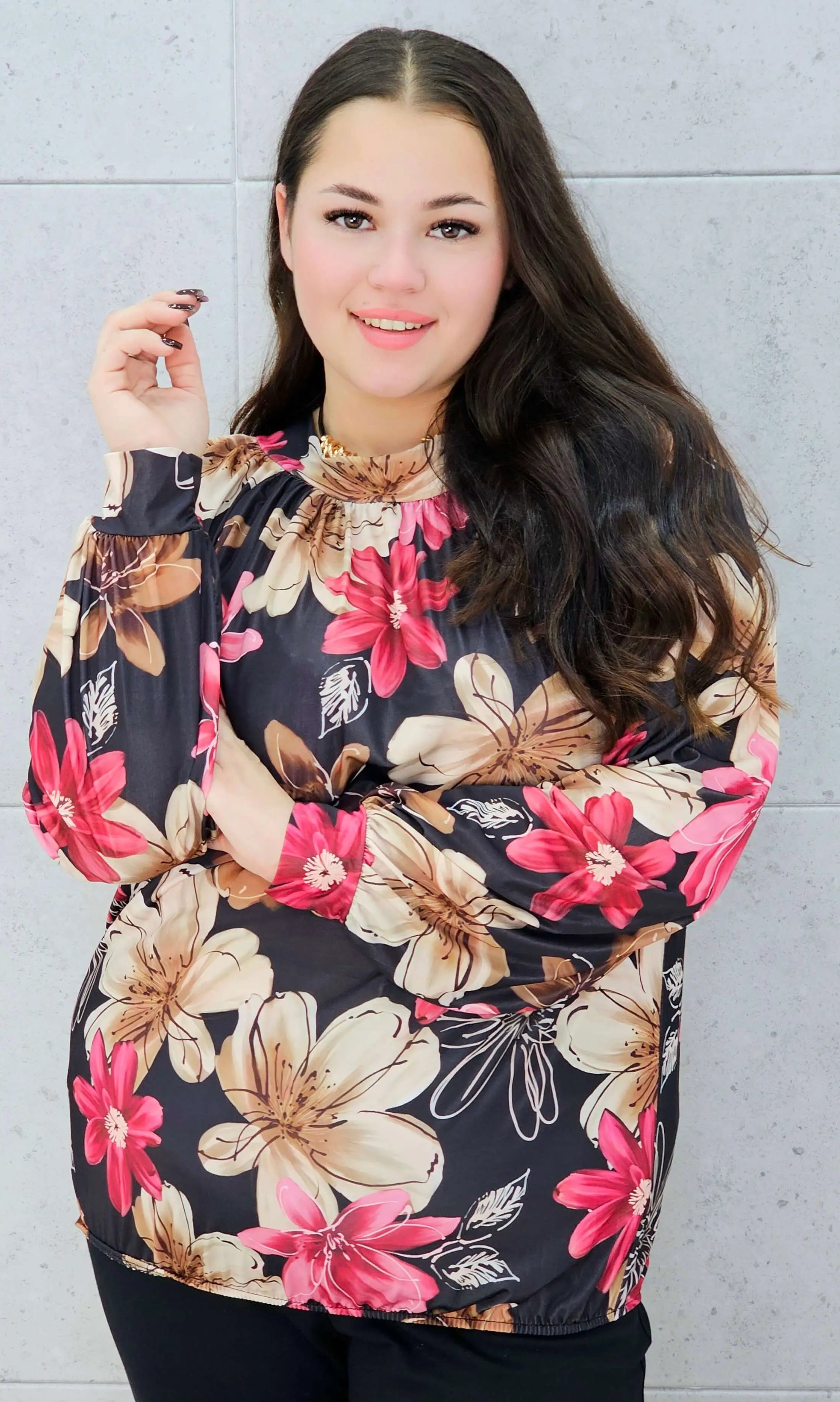 bluzka w kwiaty różowo-brązowa plus size Stylowa XL – wzór