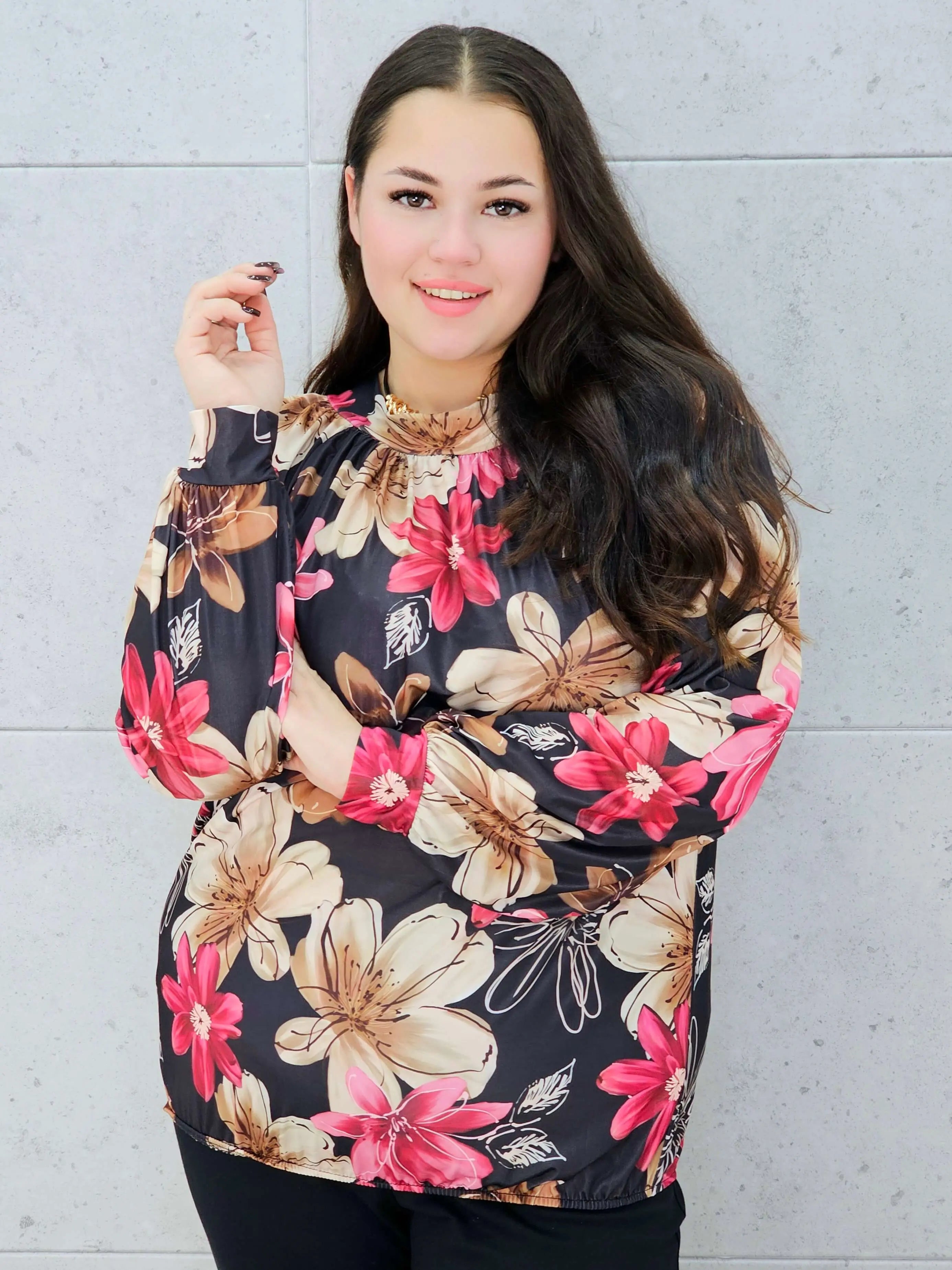 bluzka w kwiaty różowo-brązowa plus size Stylowa XL – wzór