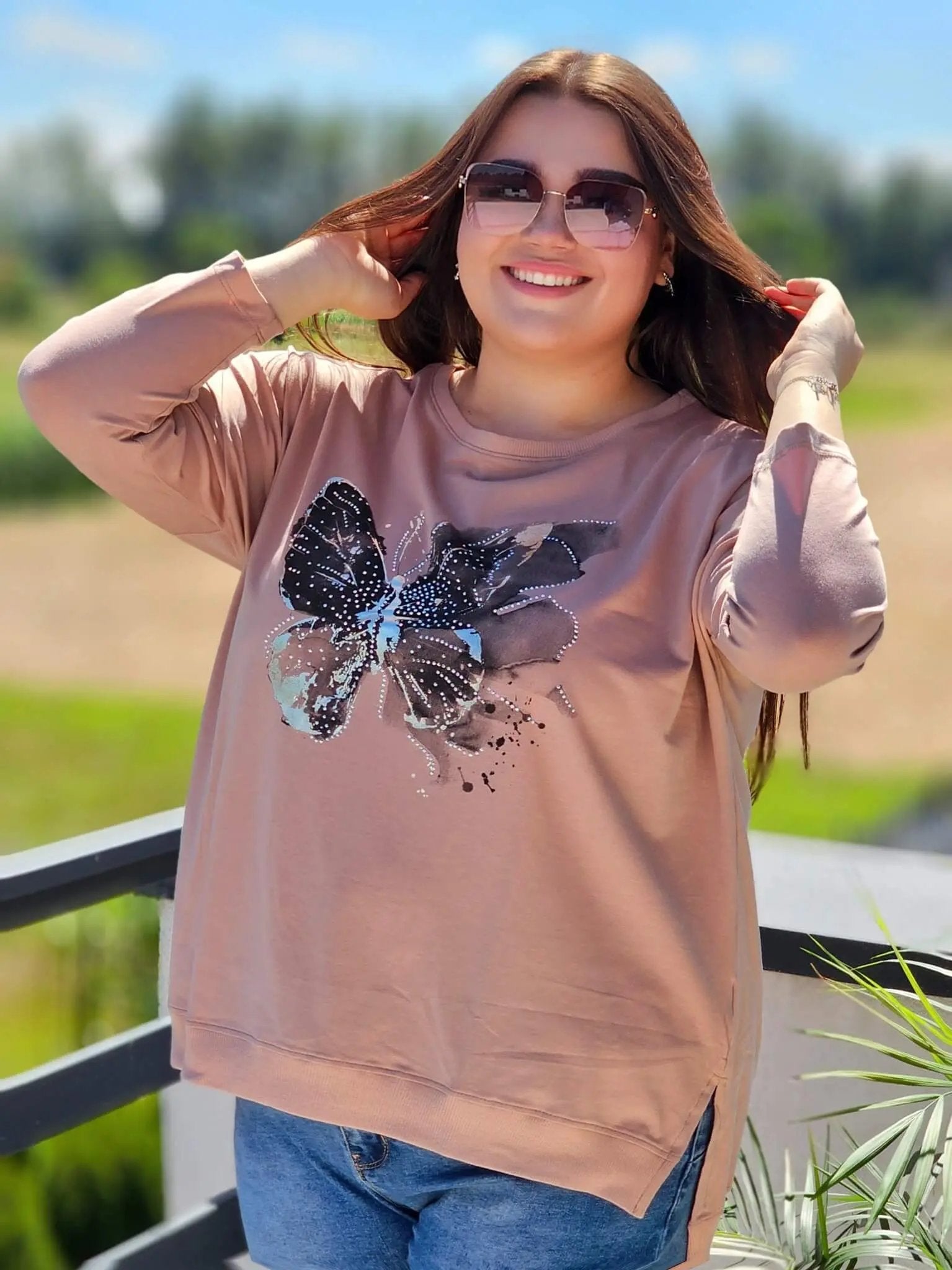 Bluzka z aplikacją motyla Stylowa XL