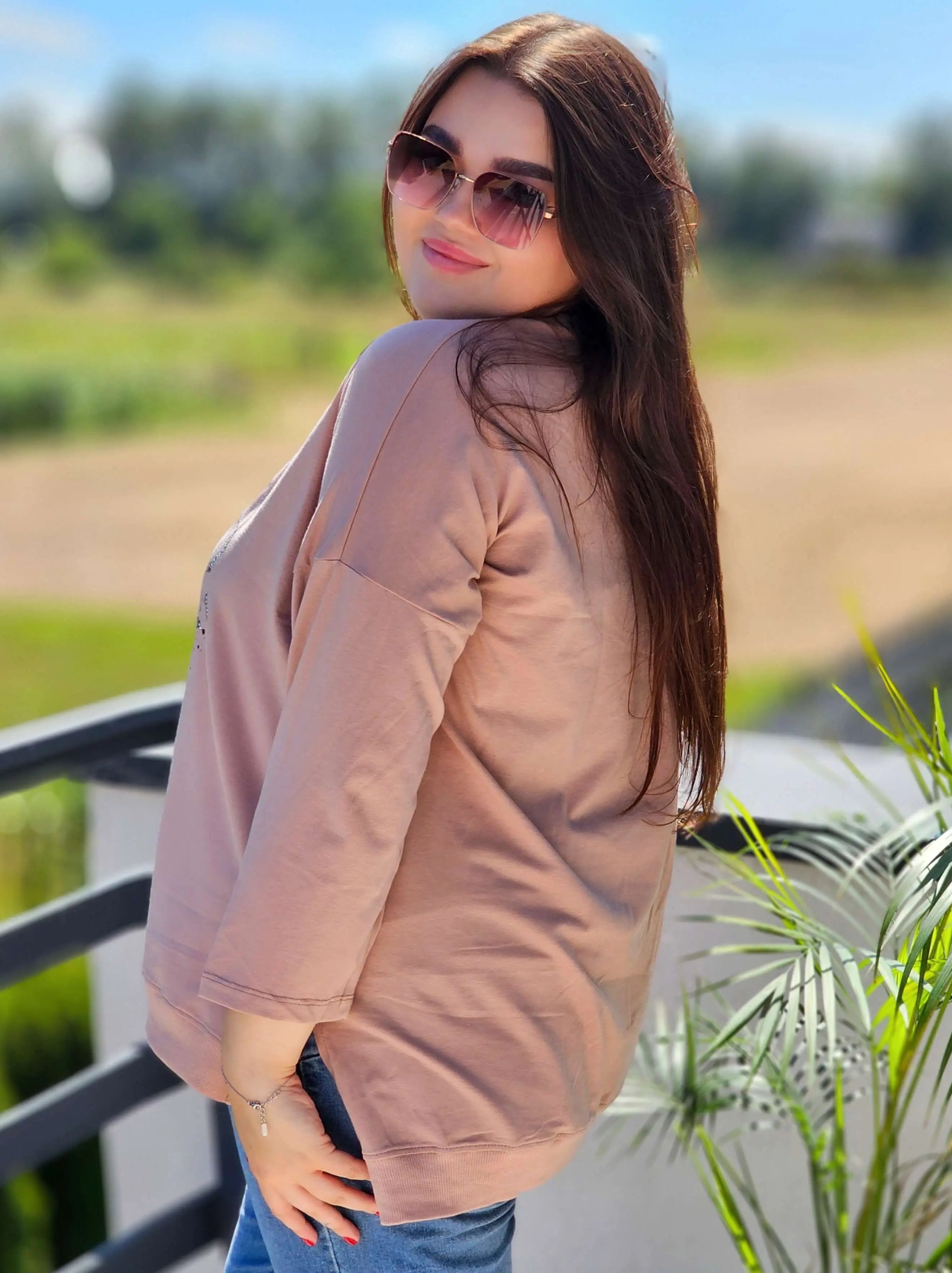 Bluzka z aplikacją motyla Stylowa XL