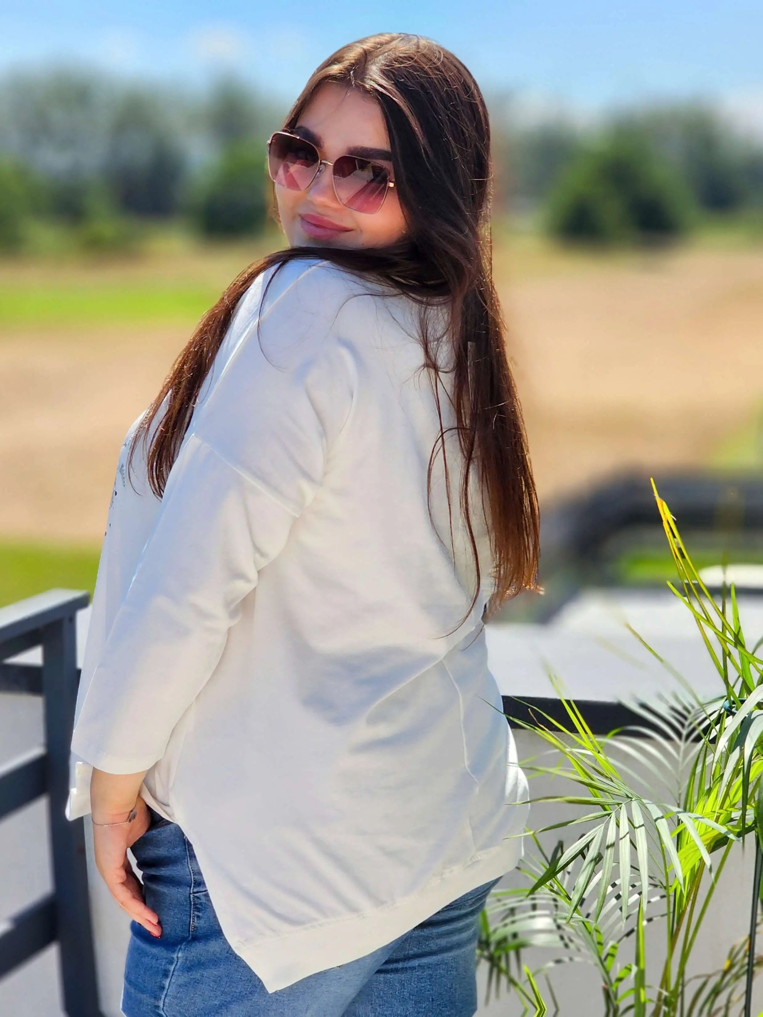 Bluzka z aplikacją motyla Stylowa XL