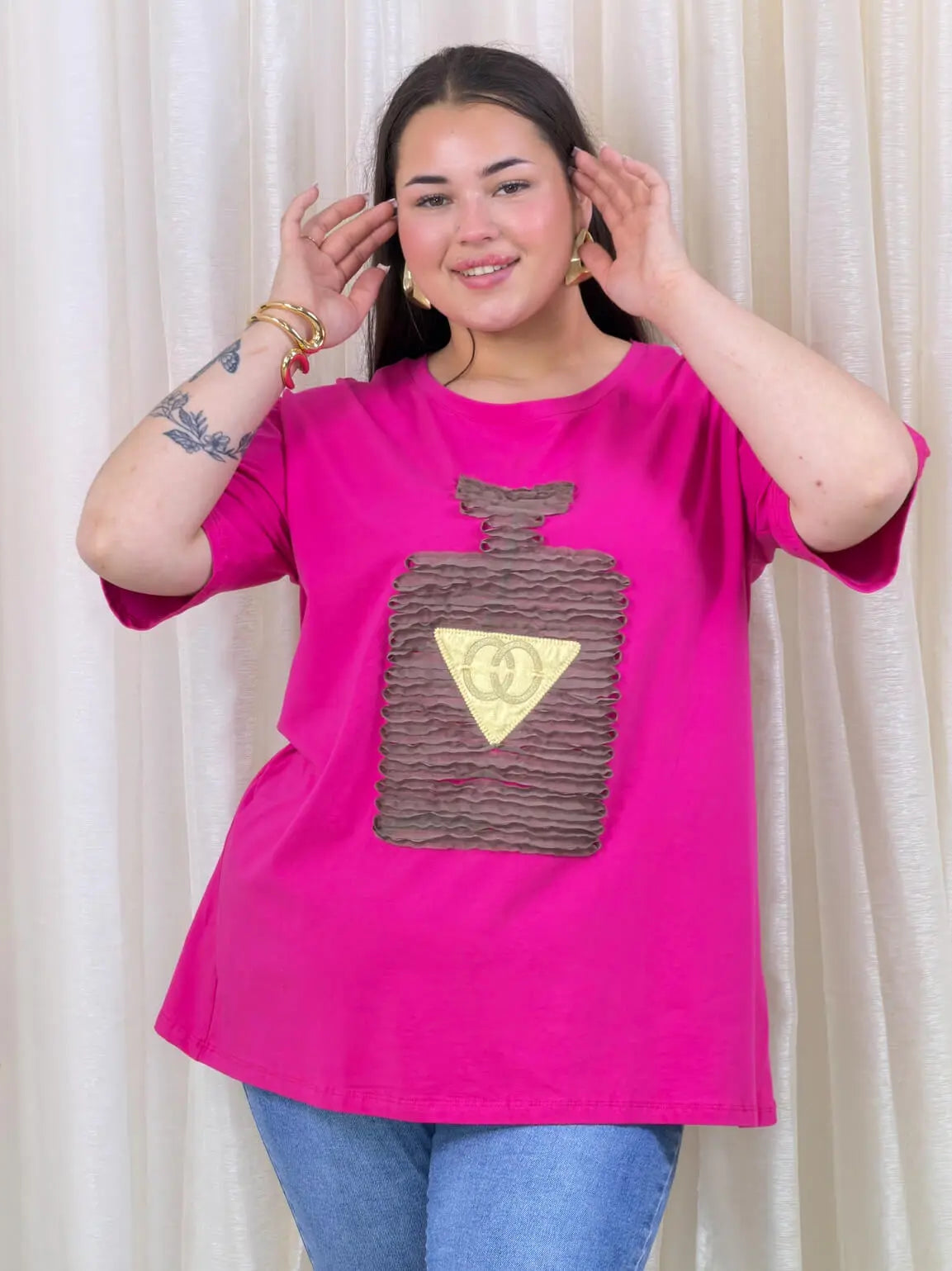 Bluzka z aplikacją perfum 3D -cztery kolory Stylowa XL