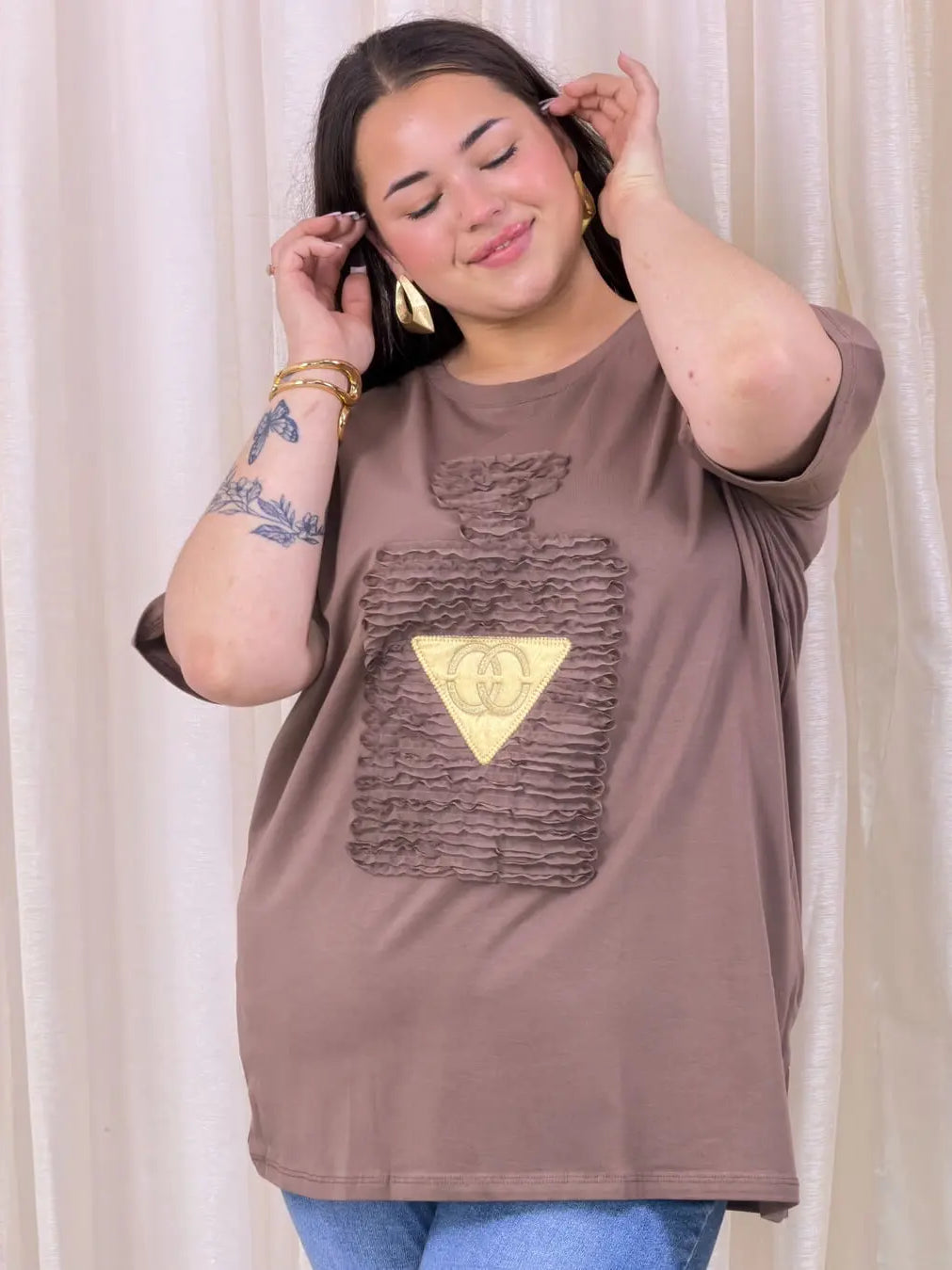 Bluzka z aplikacją perfum 3D -cztery kolory Stylowa XL