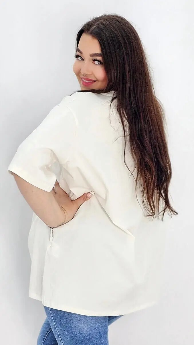 Bluzka z aplikacją perfum 3D -cztery kolory Stylowa XL