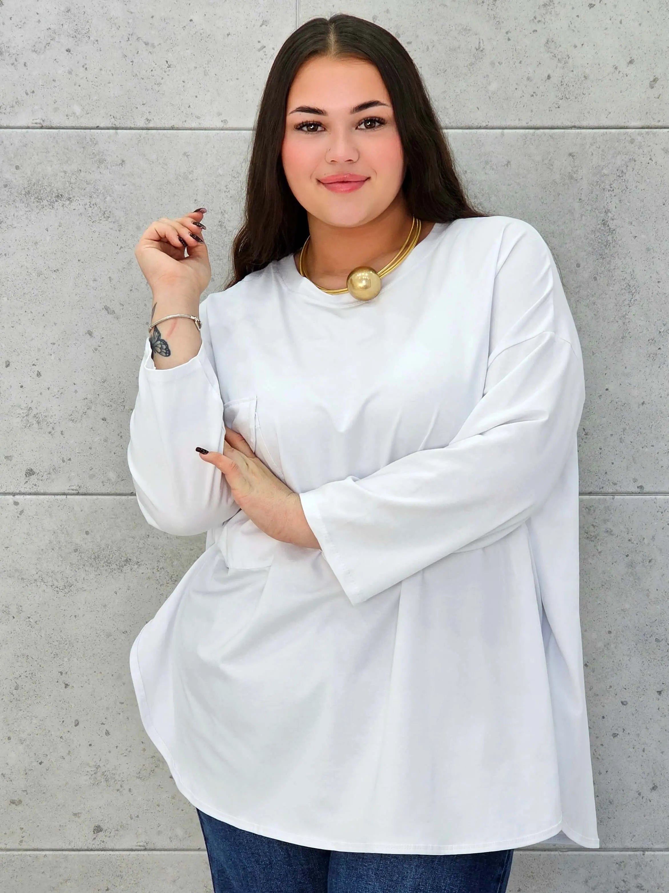 Bluzka z kieszonką plus size StylowaXL – oversize’owy komfort w modnym wydaniu - Stylowa XL