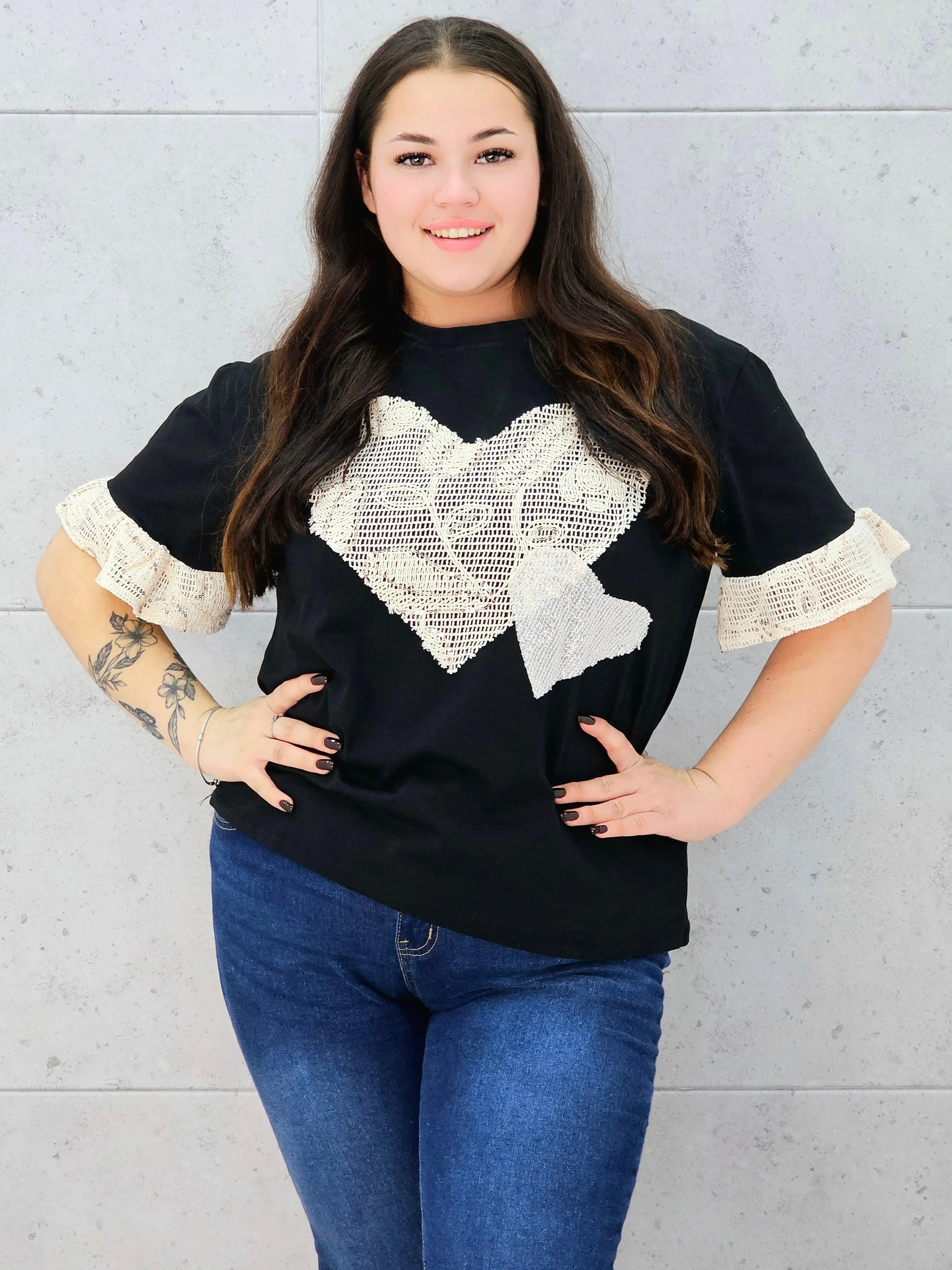 cała czarna bluzka z sercem