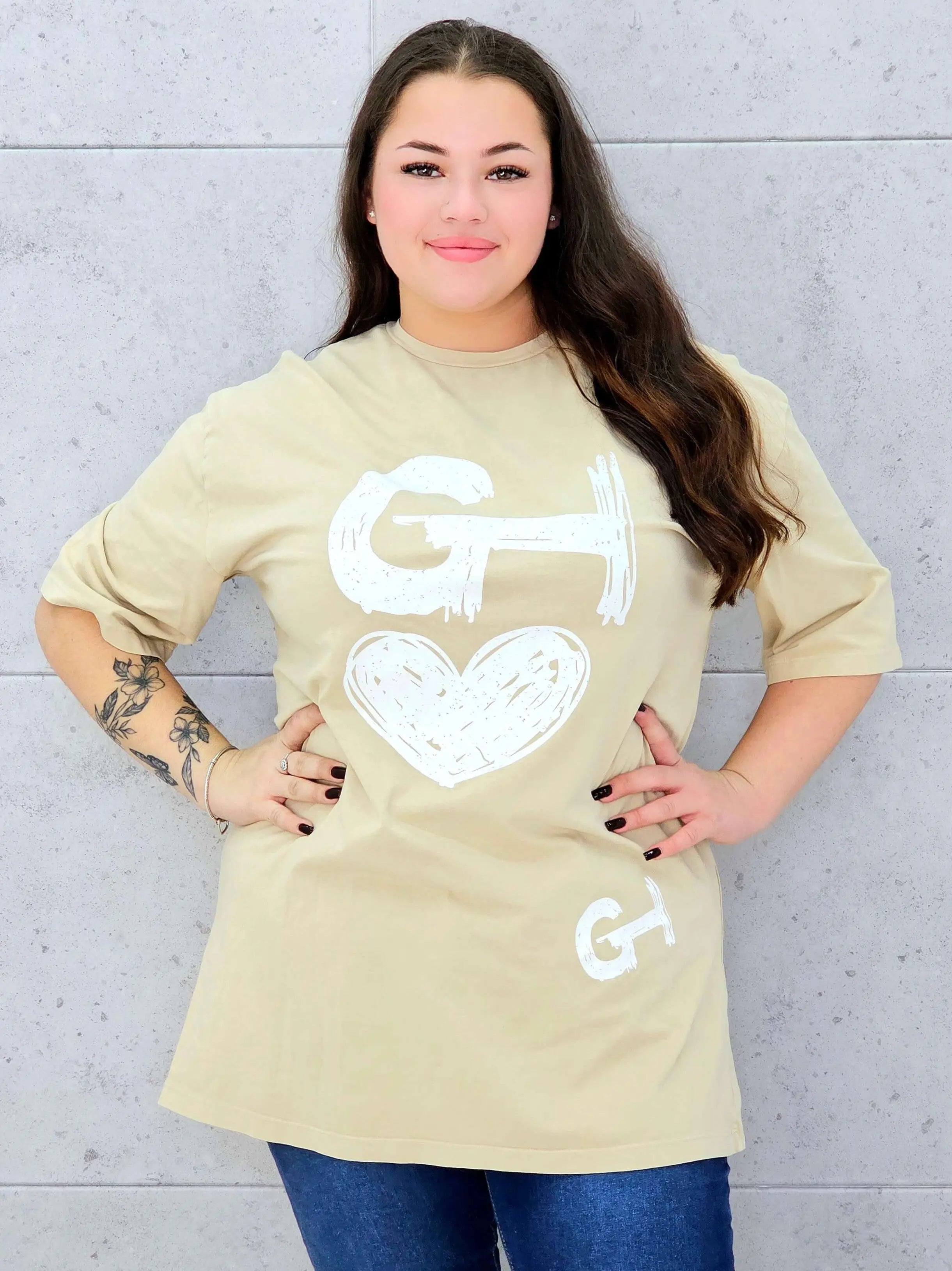 Bluzka z nadrukiem XXL – styl i wygoda w modzie plus size Stylowa XL