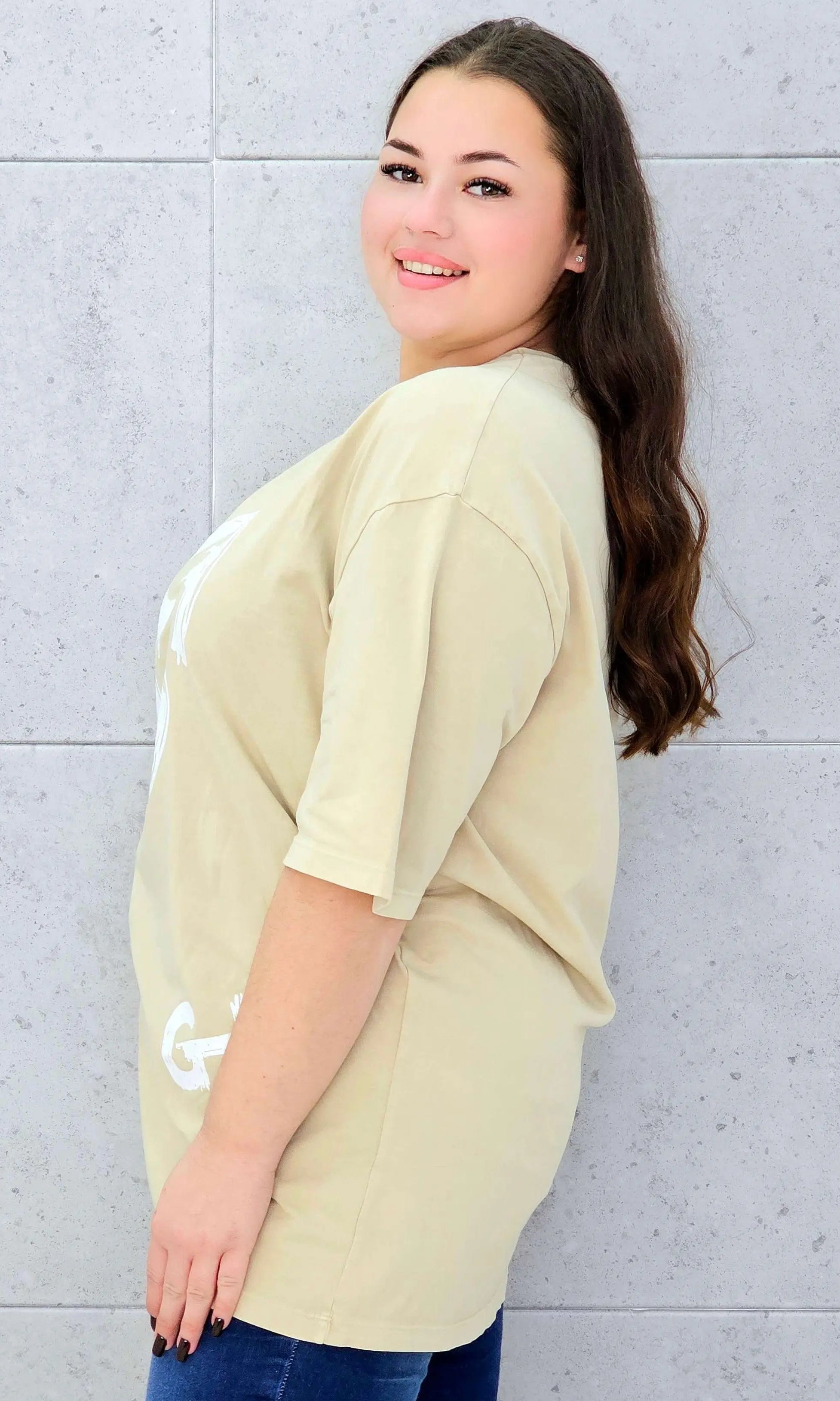 Bluzka z nadrukiem XXL – styl i wygoda w modzie plus size Stylowa XL