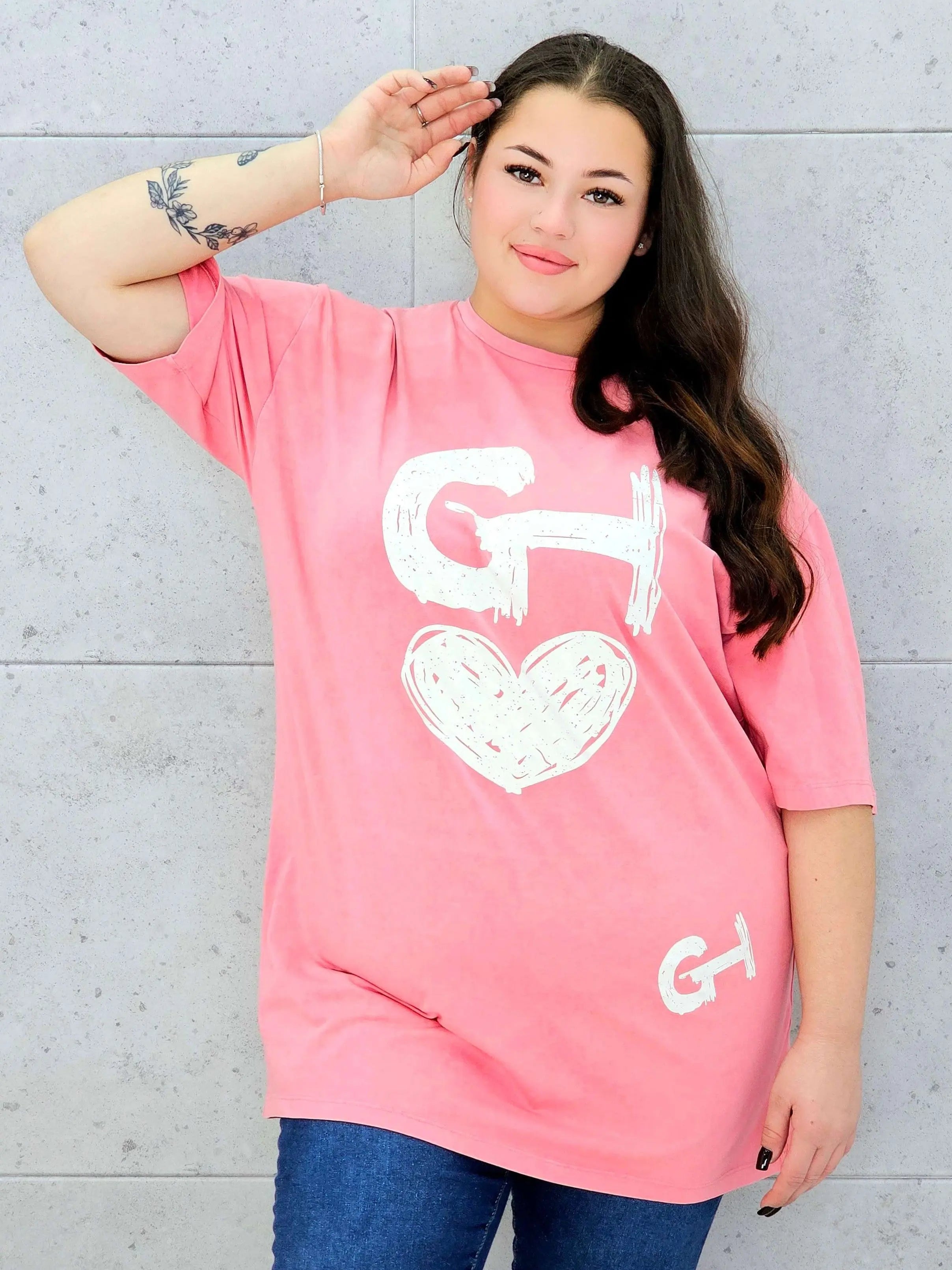 Bluzka z nadrukiem XXL – styl i wygoda w modzie plus size Stylowa XL