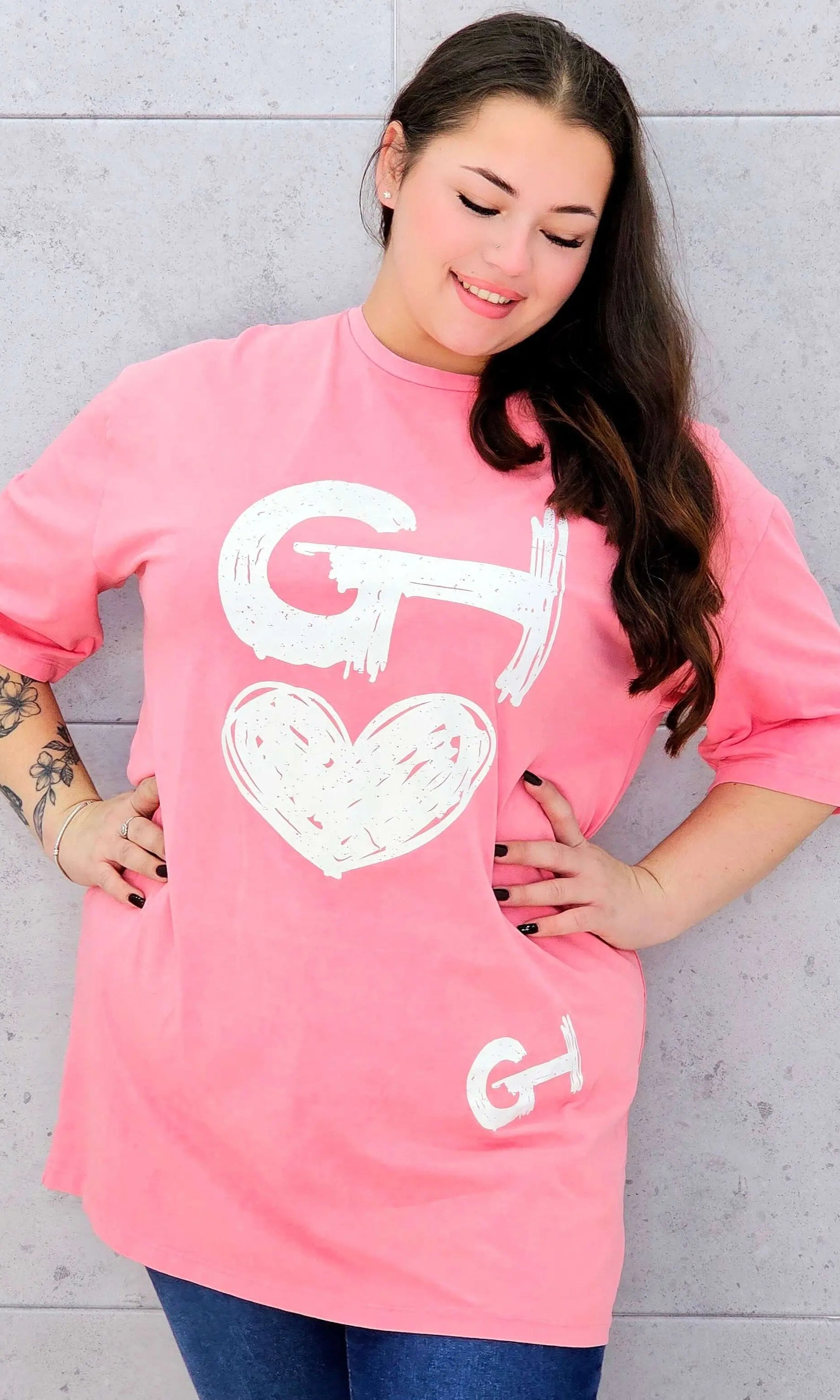 Bluzka z nadrukiem XXL – styl i wygoda w modzie plus size Stylowa XL