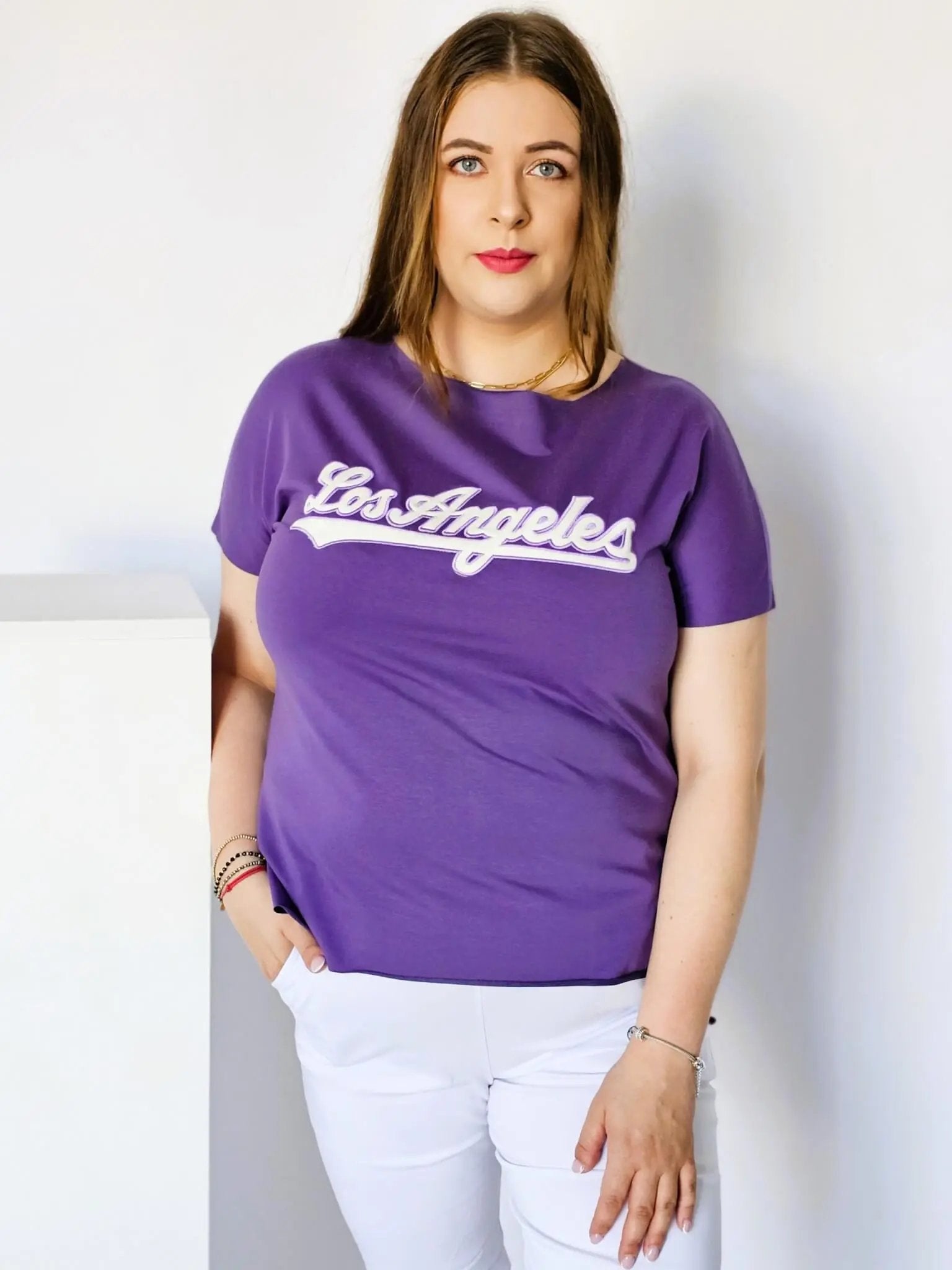 Bluzka z napisem haftowanym - fiolet Stylowa XL