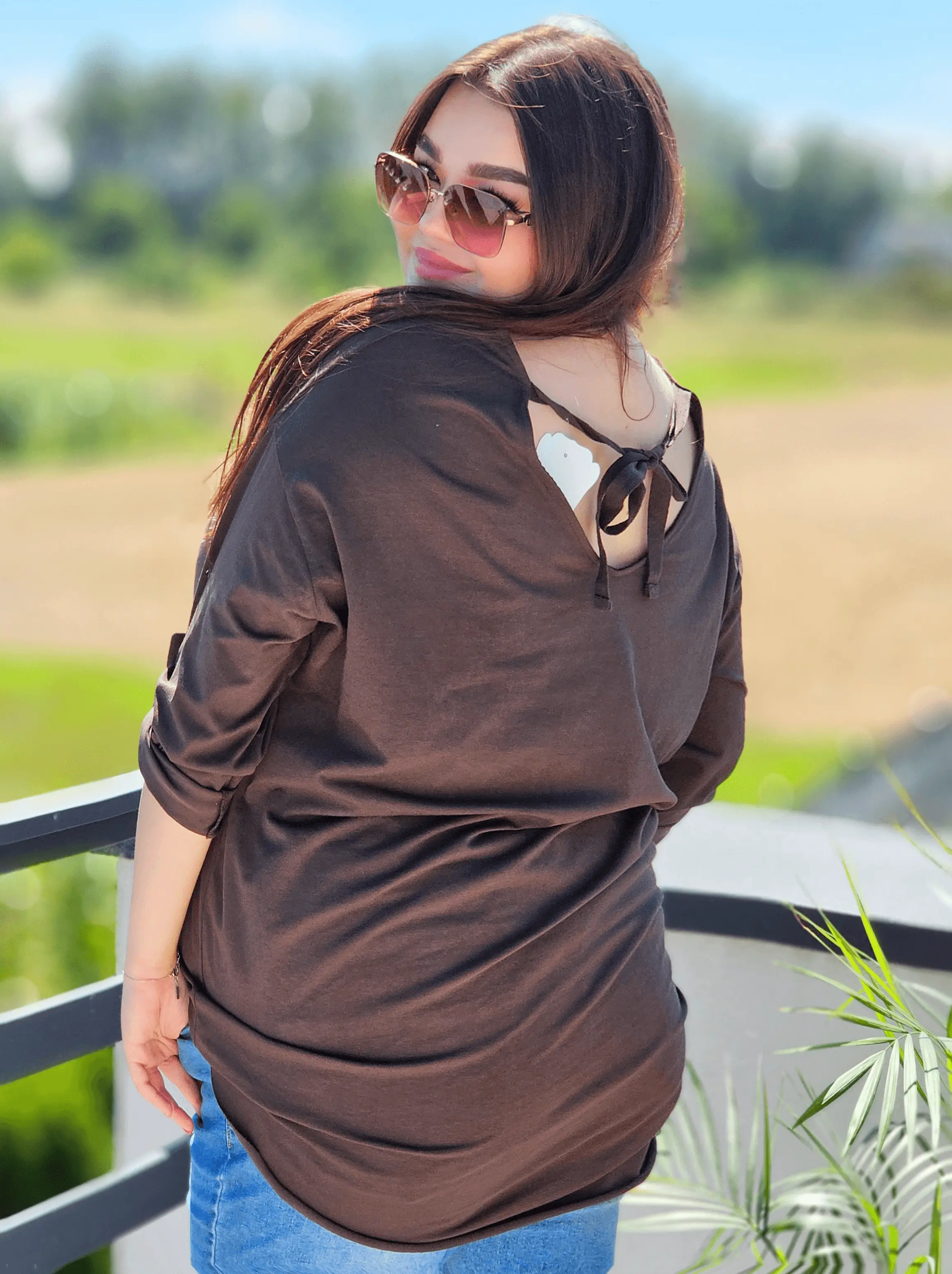 Bluzka z ozdobnym wiązaniem na plecach Stylowa XL