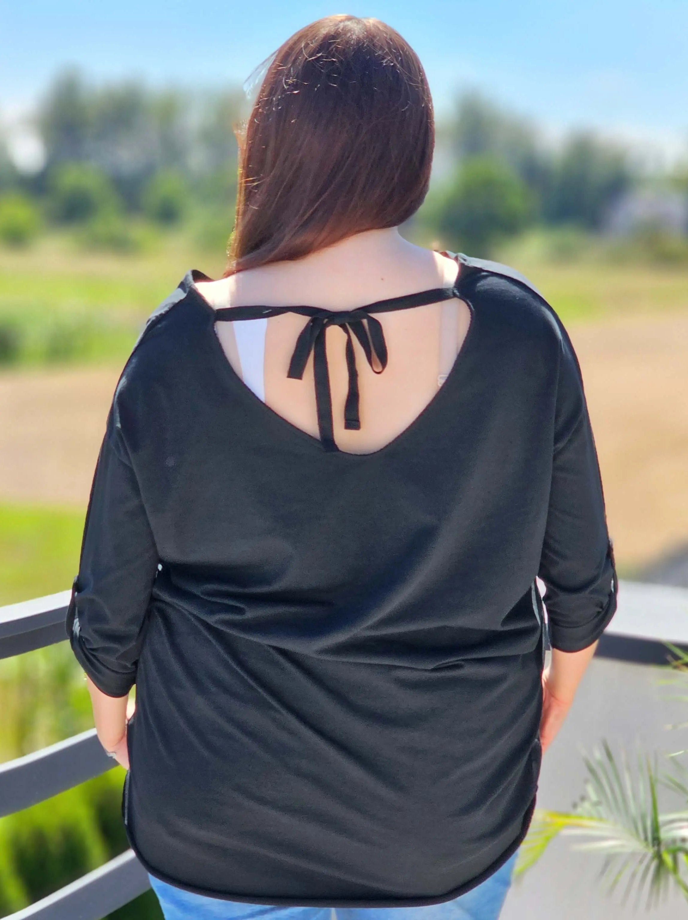 Bluzka z ozdobnym wiązaniem na plecach Stylowa XL