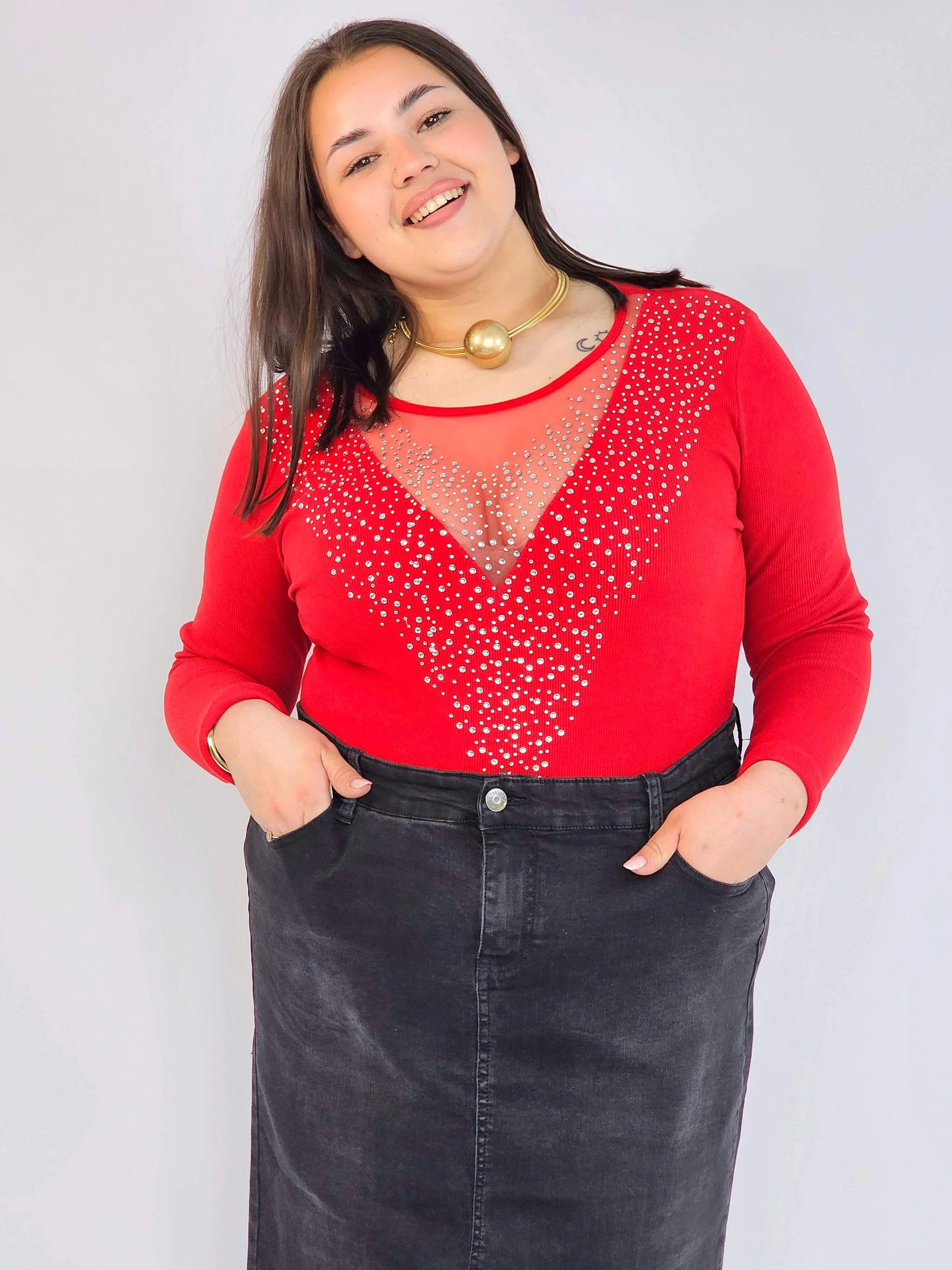 Body plus size – czerwone body damskie XXL z siateczką i zdobieniem Stylowa XL