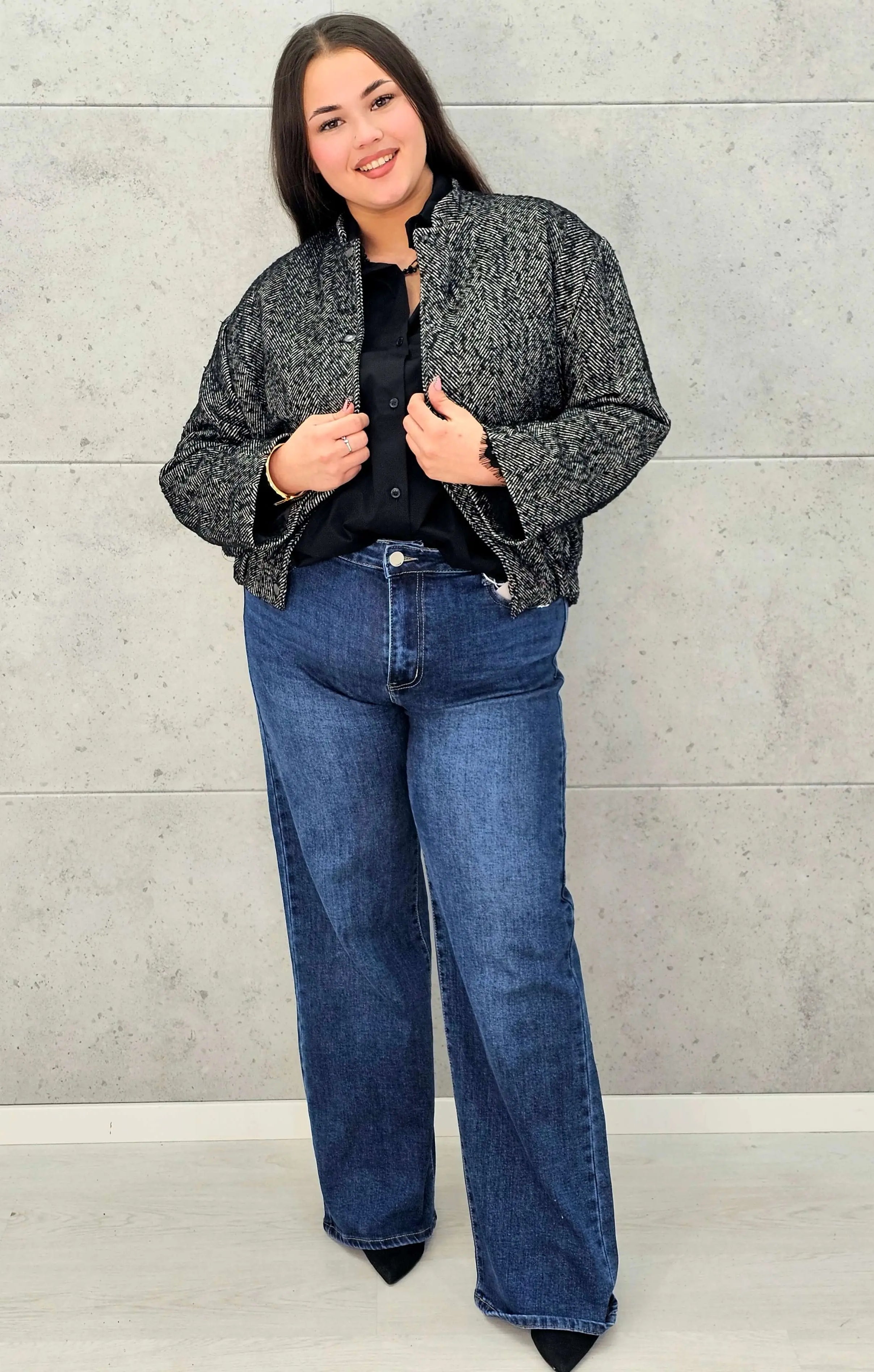 Bomberka plus size – modna i wygodna kurtka dla każdej kobiety Stylowa XL