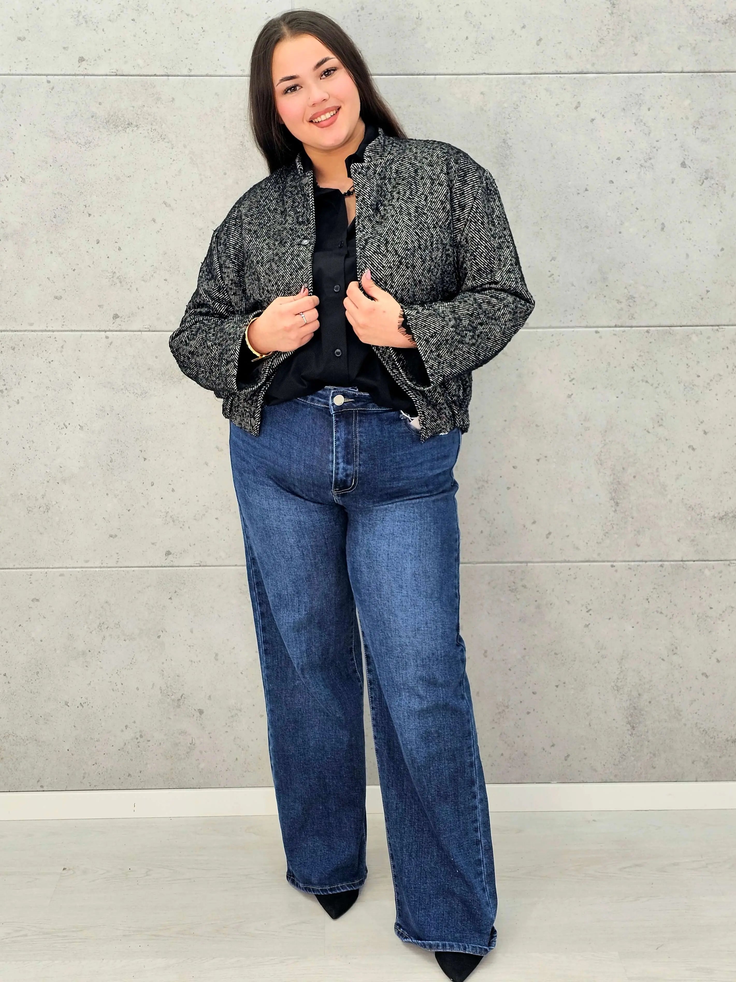 Bomberka plus size – modna i wygodna kurtka dla każdej kobiety Stylowa XL