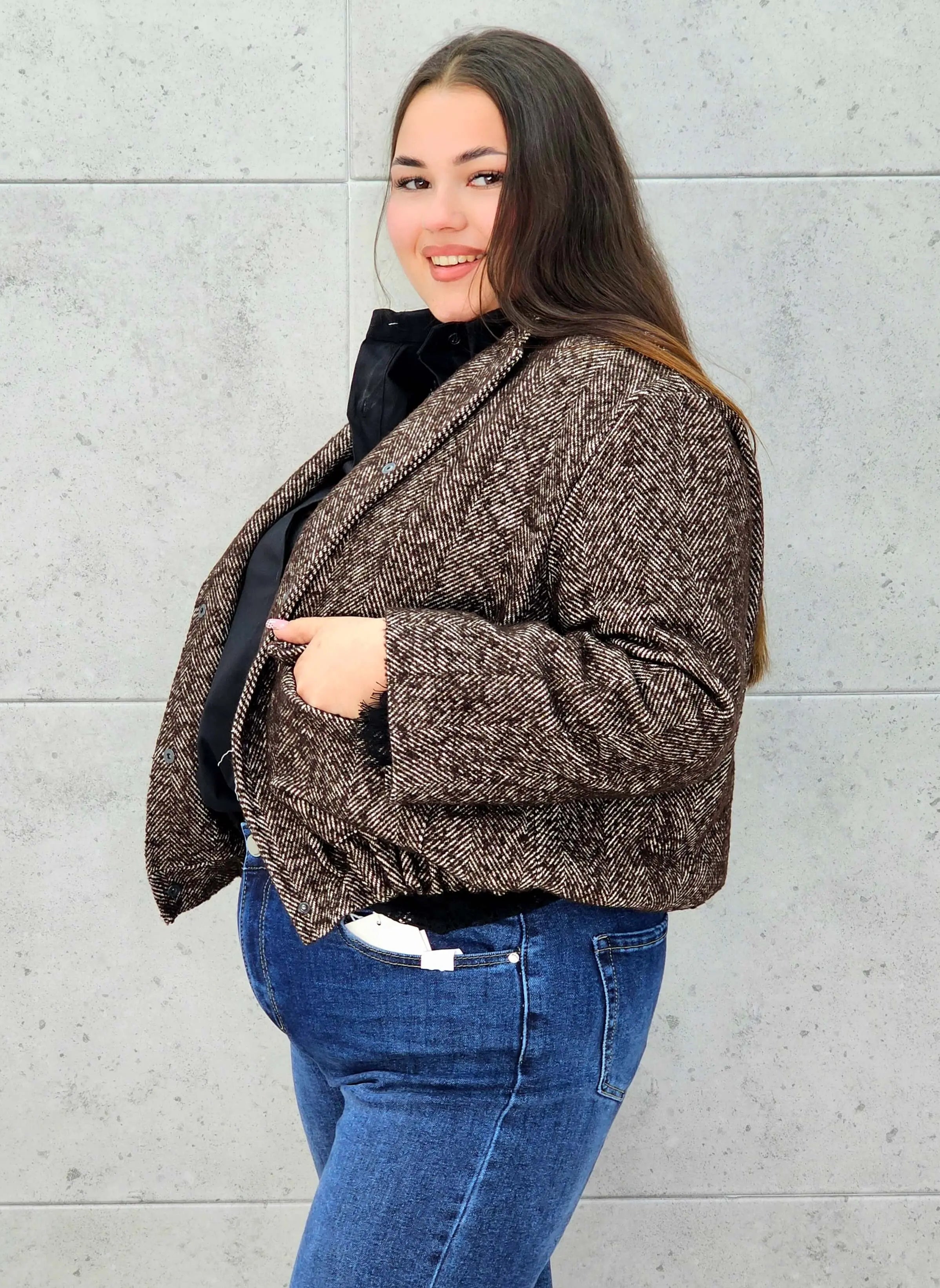 Bomberka plus size – modna i wygodna kurtka dla każdej kobiety Stylowa XL