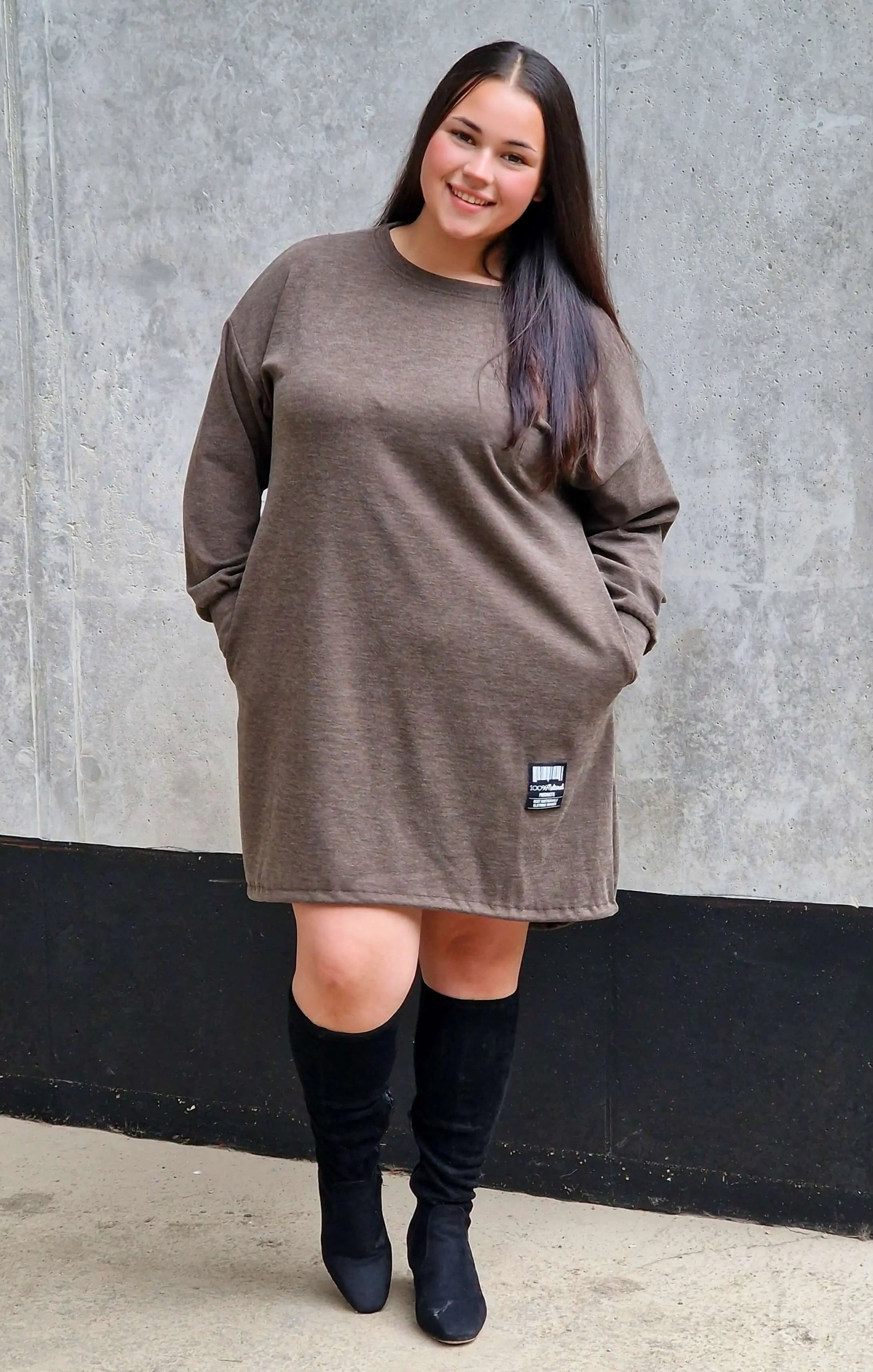 Brązowa tunika oversize z długim rękawem, dołem ściągacz Stylowa XL