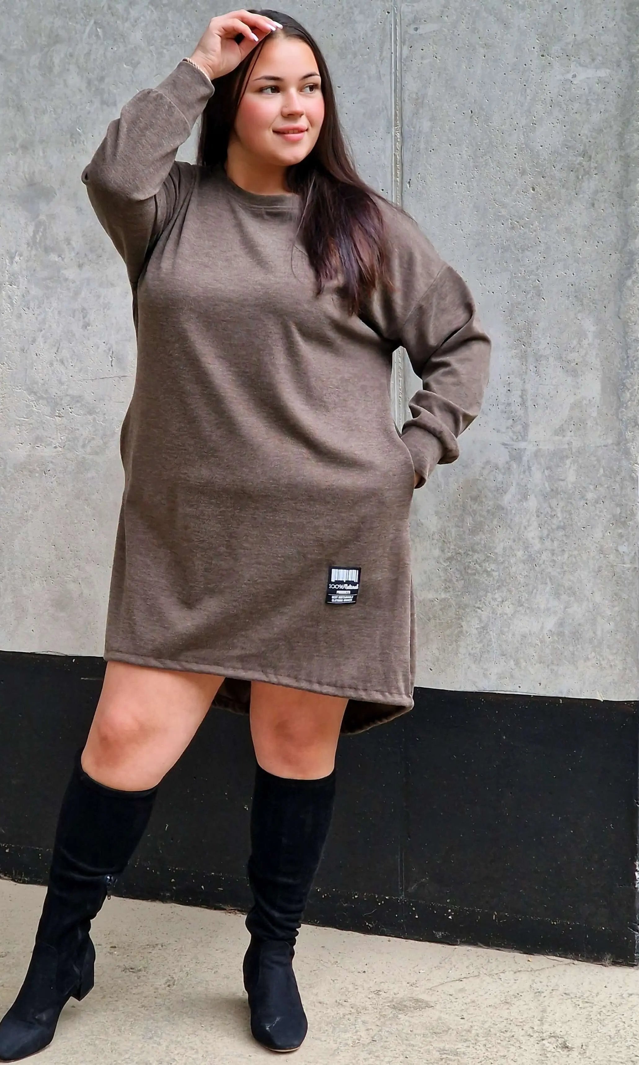 Brązowa tunika oversize z długim rękawem, dołem ściągacz Stylowa XL