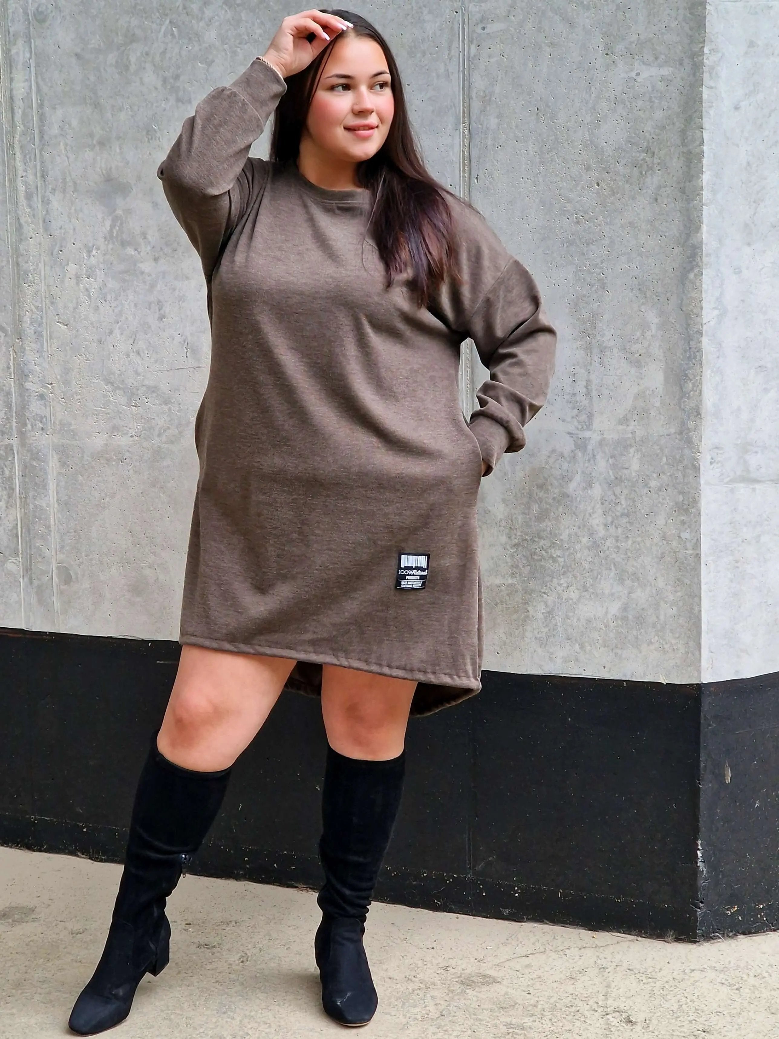 Brązowa tunika oversize z długim rękawem, dołem ściągacz Stylowa XL