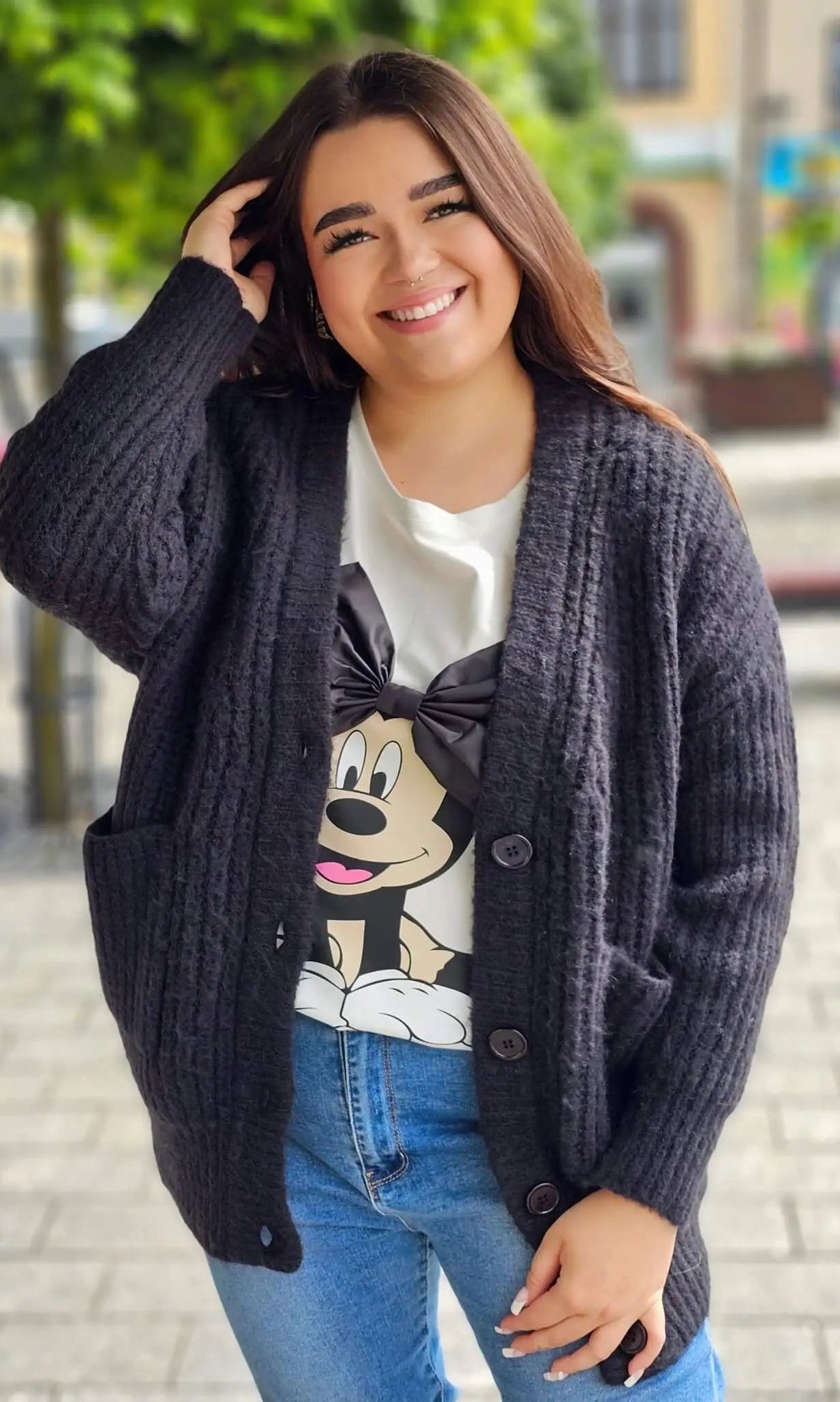 Ciepły czarny kardigan z kieszeniami Stylowa XL