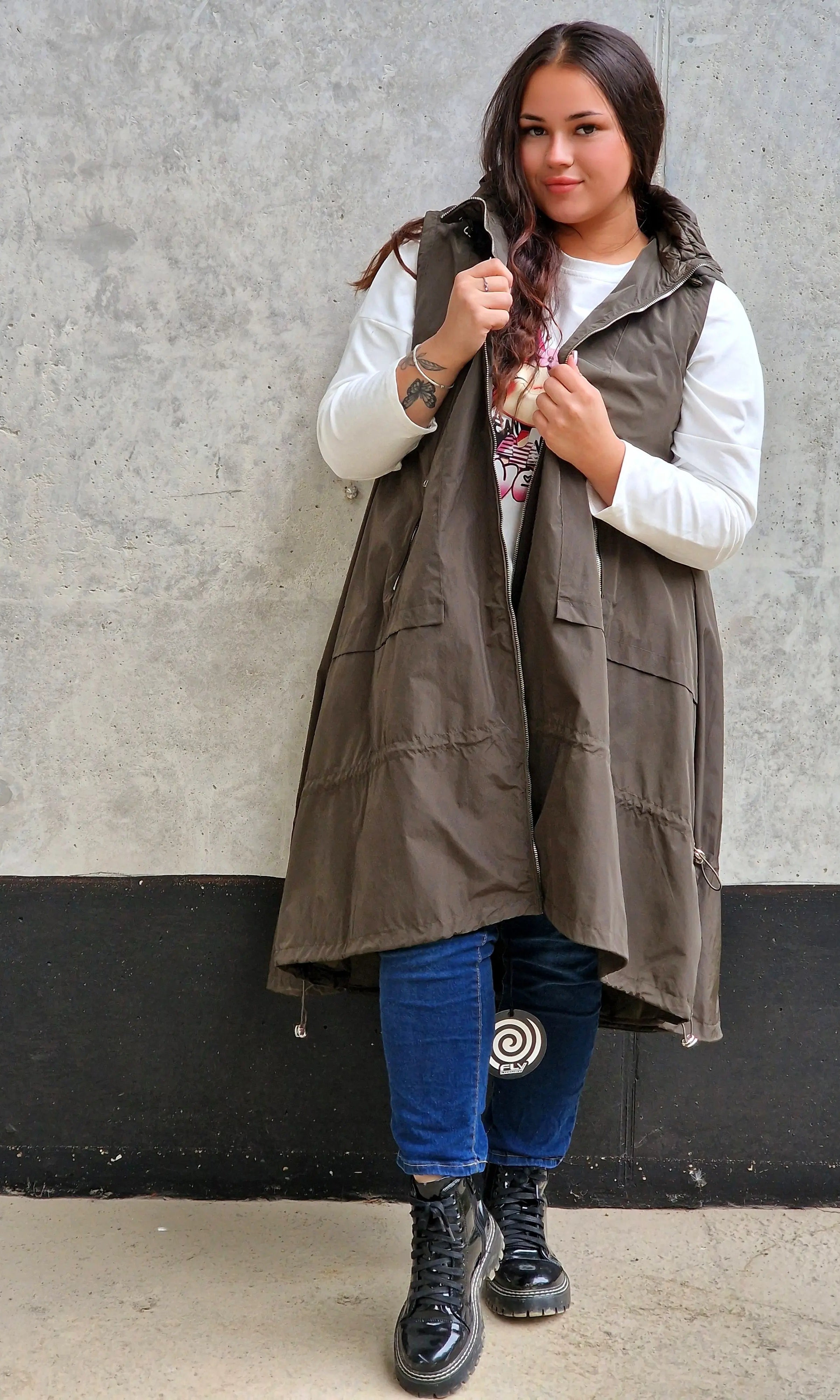 Długa kamizelka z kapturem Stylowa XL