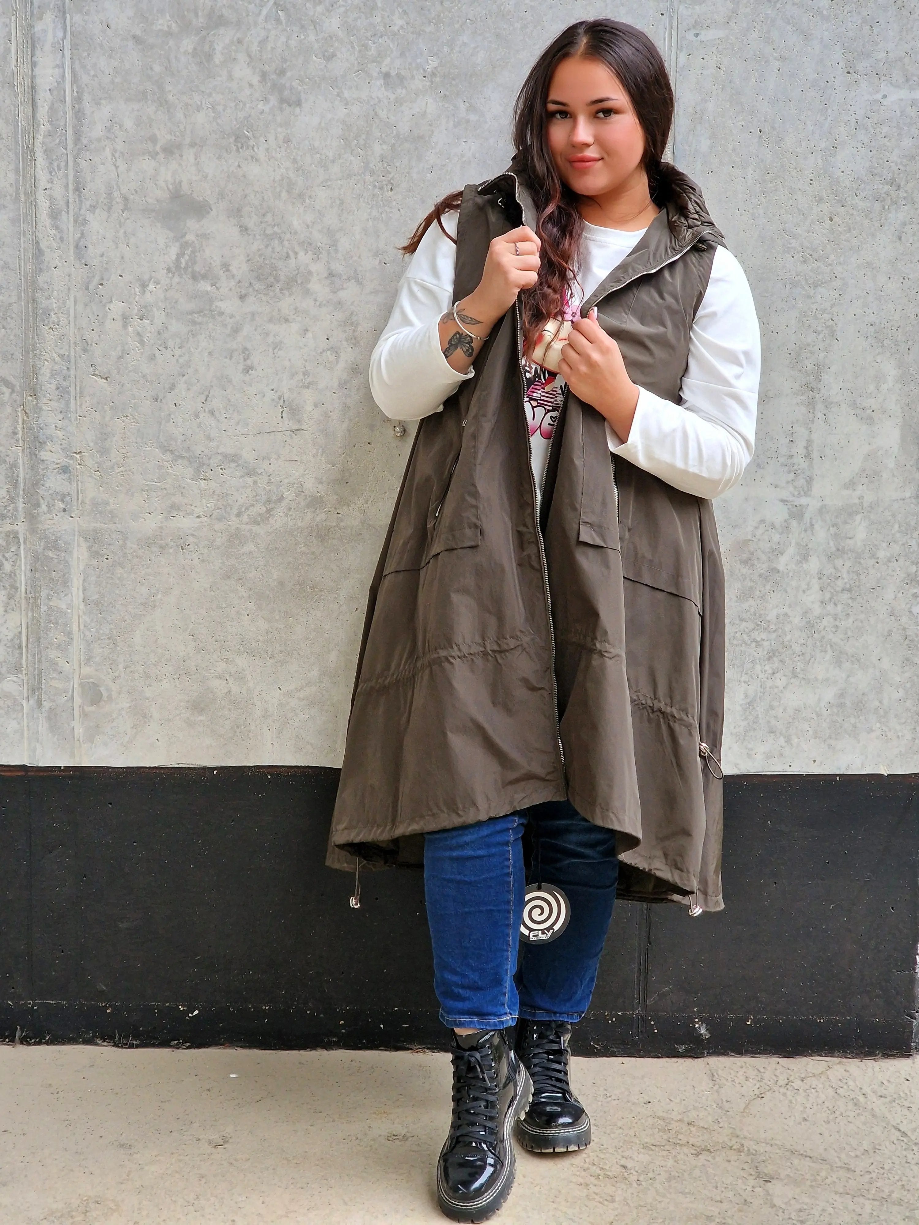 Długa kamizelka z kapturem Stylowa XL