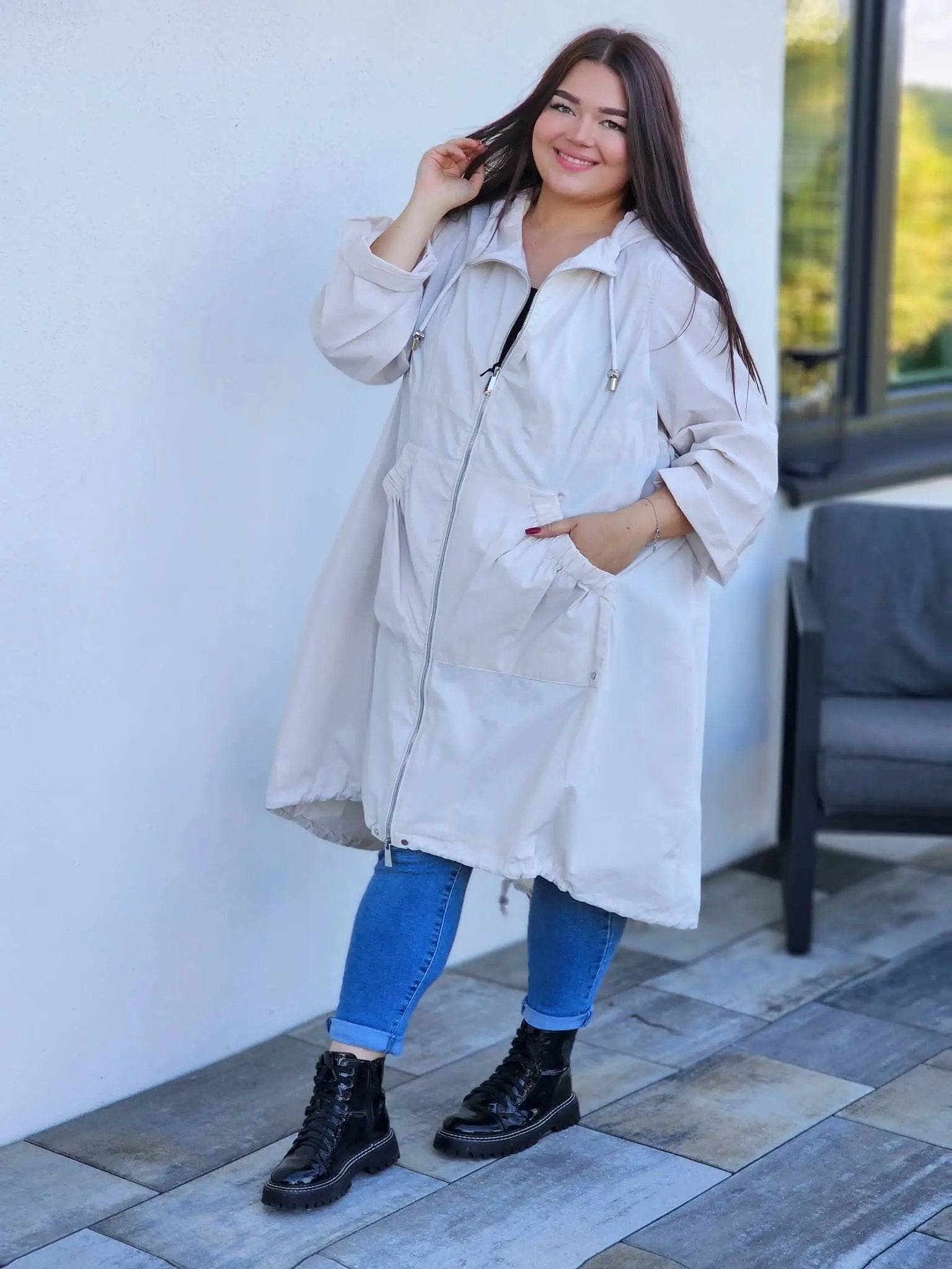 Długa parka z obszernymi kieszeniami Stylowa XL