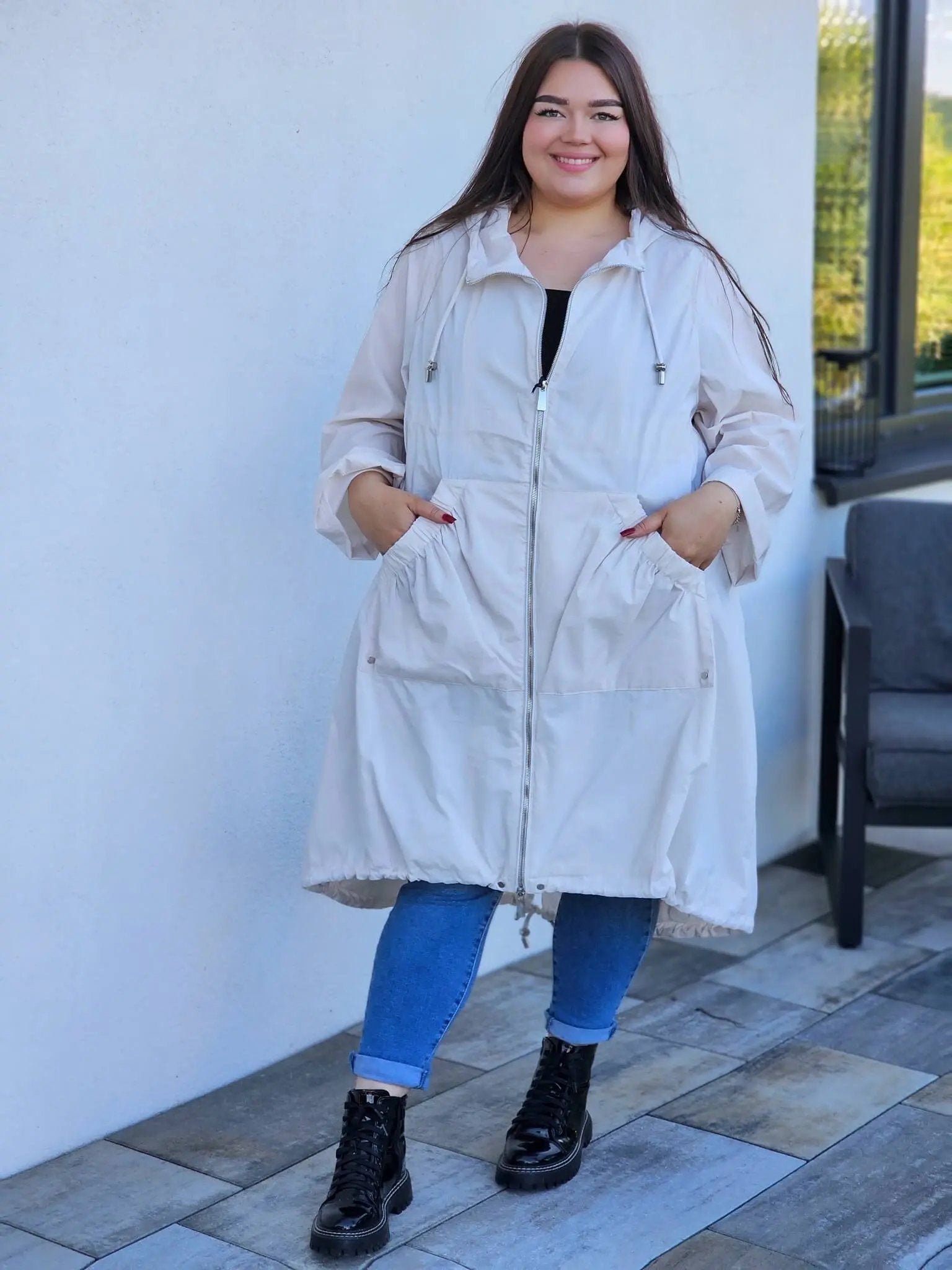 Długa parka z obszernymi kieszeniami Stylowa XL