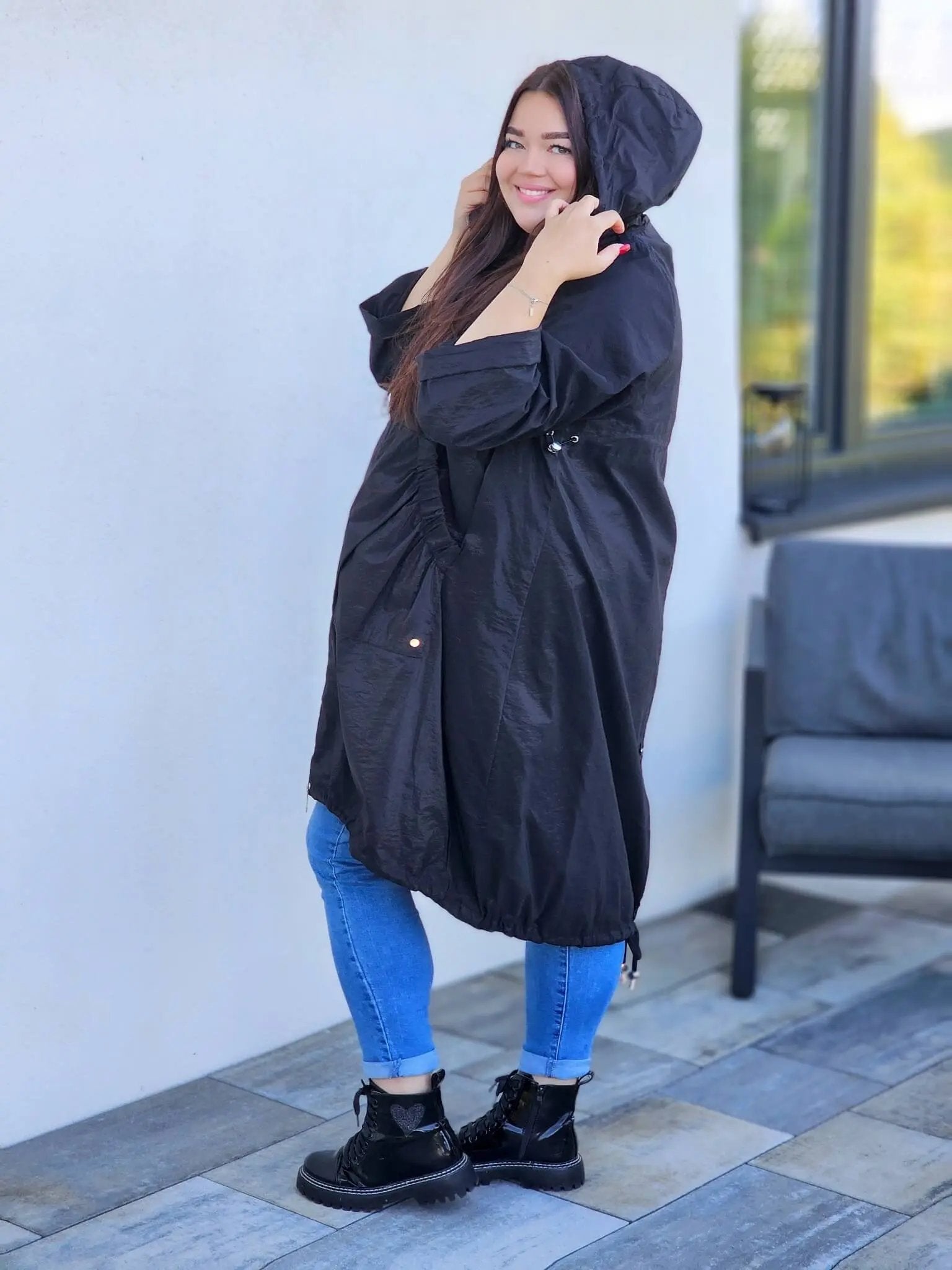 Długa parka z obszernymi kieszeniami Stylowa XL