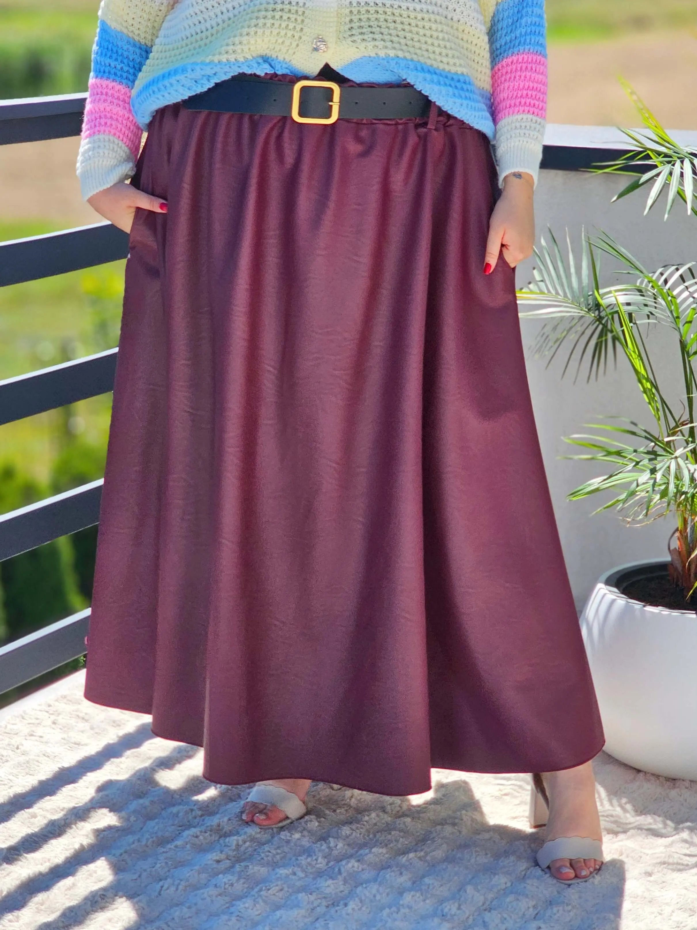 Długa spódnica z ekoskóry plus size Stylowa XL