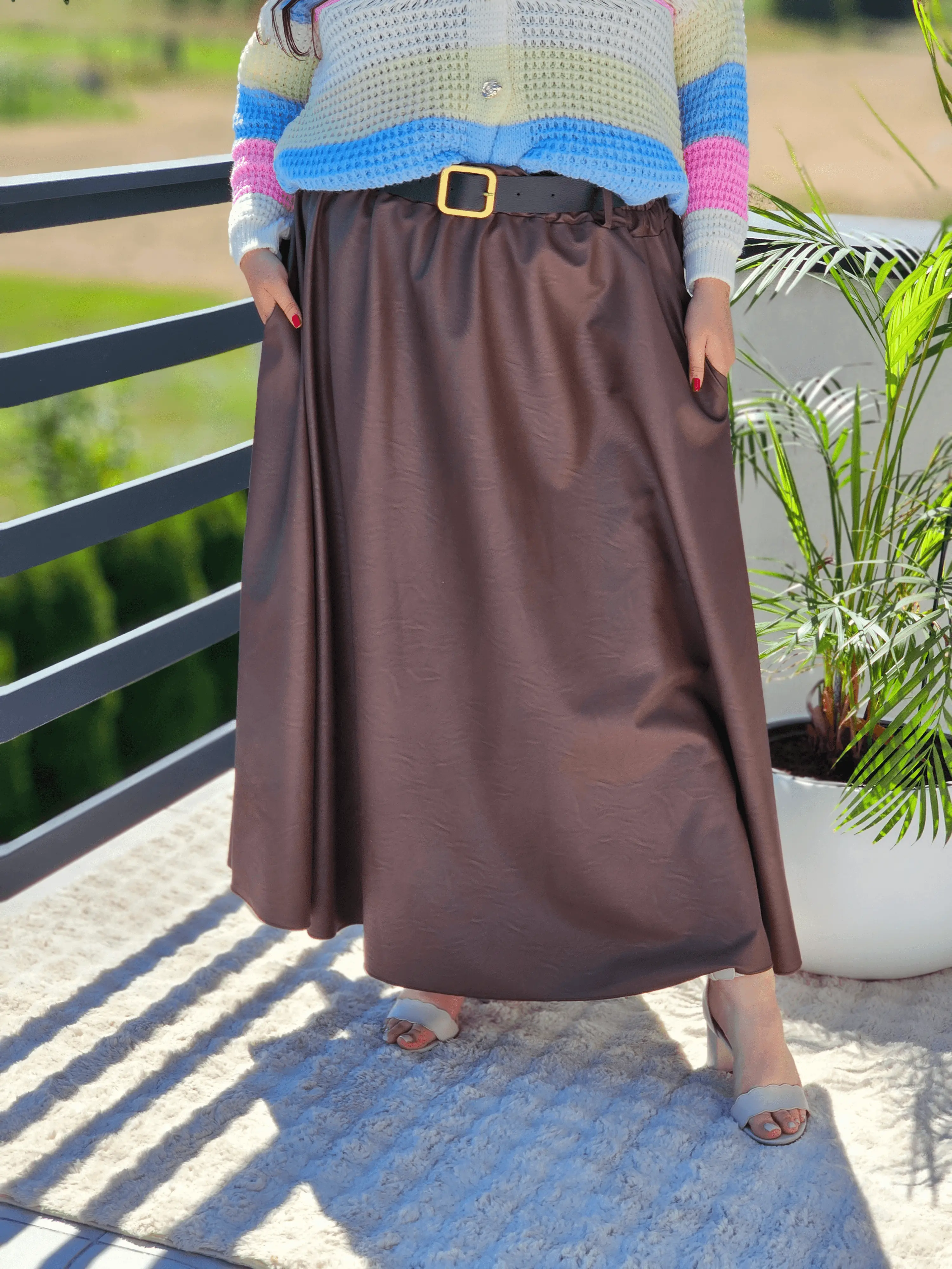 Długa spódnica z ekoskóry plus size Stylowa XL