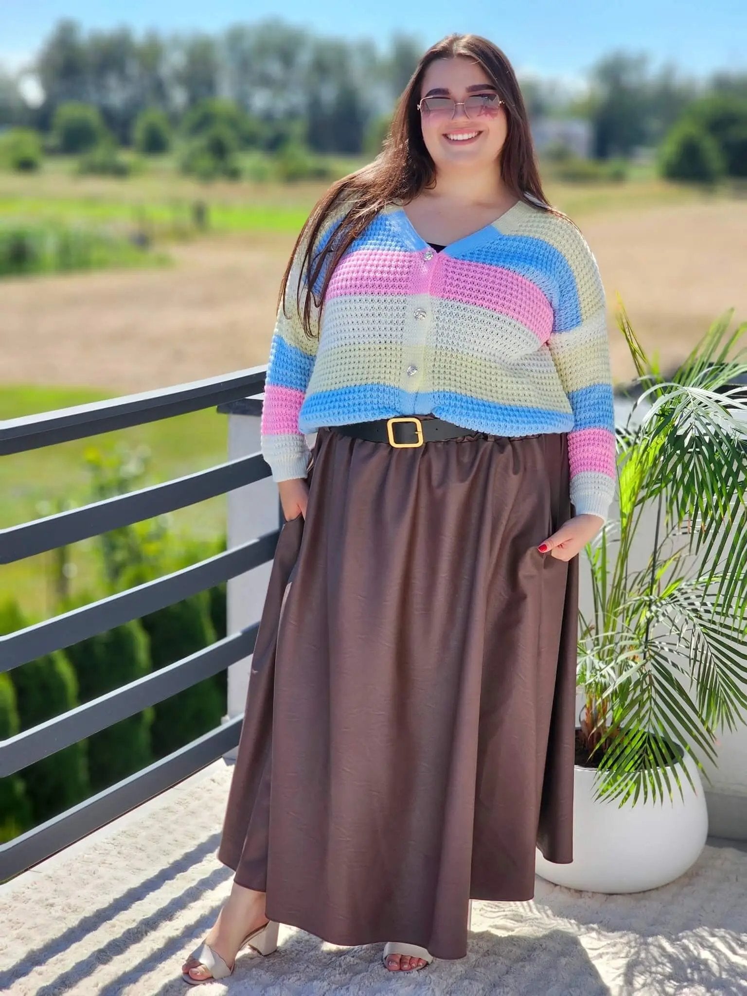 Długa spódnica z ekoskóry plus size Stylowa XL