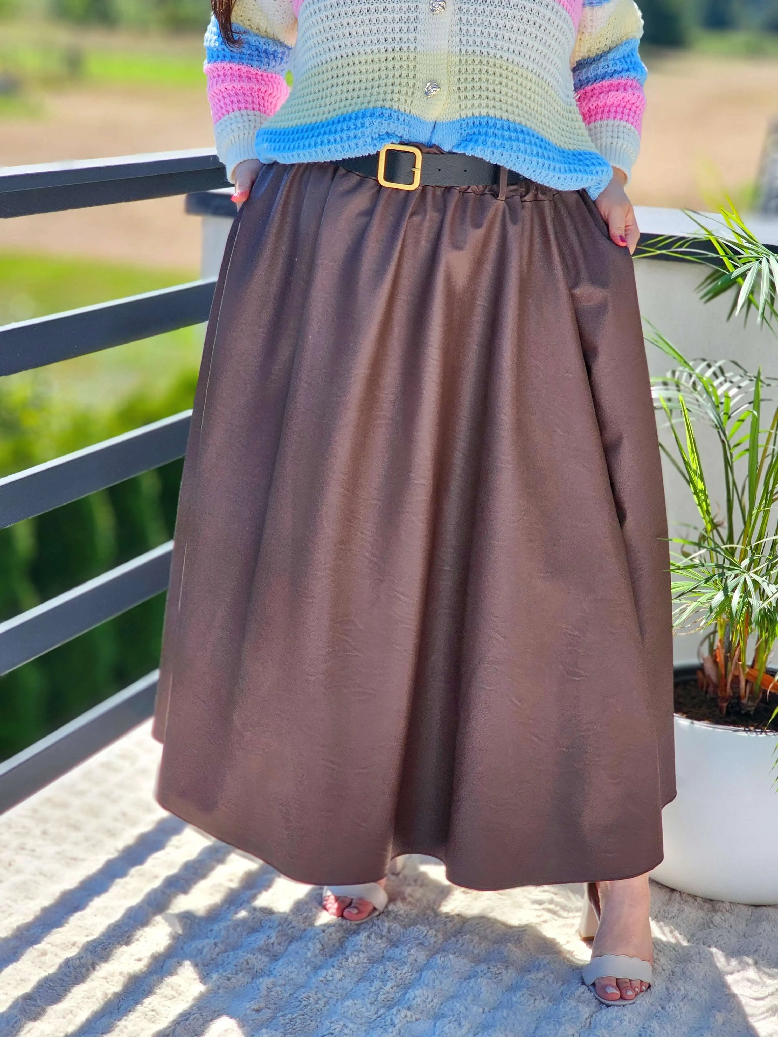 Długa spódnica z ekoskóry plus size Stylowa XL