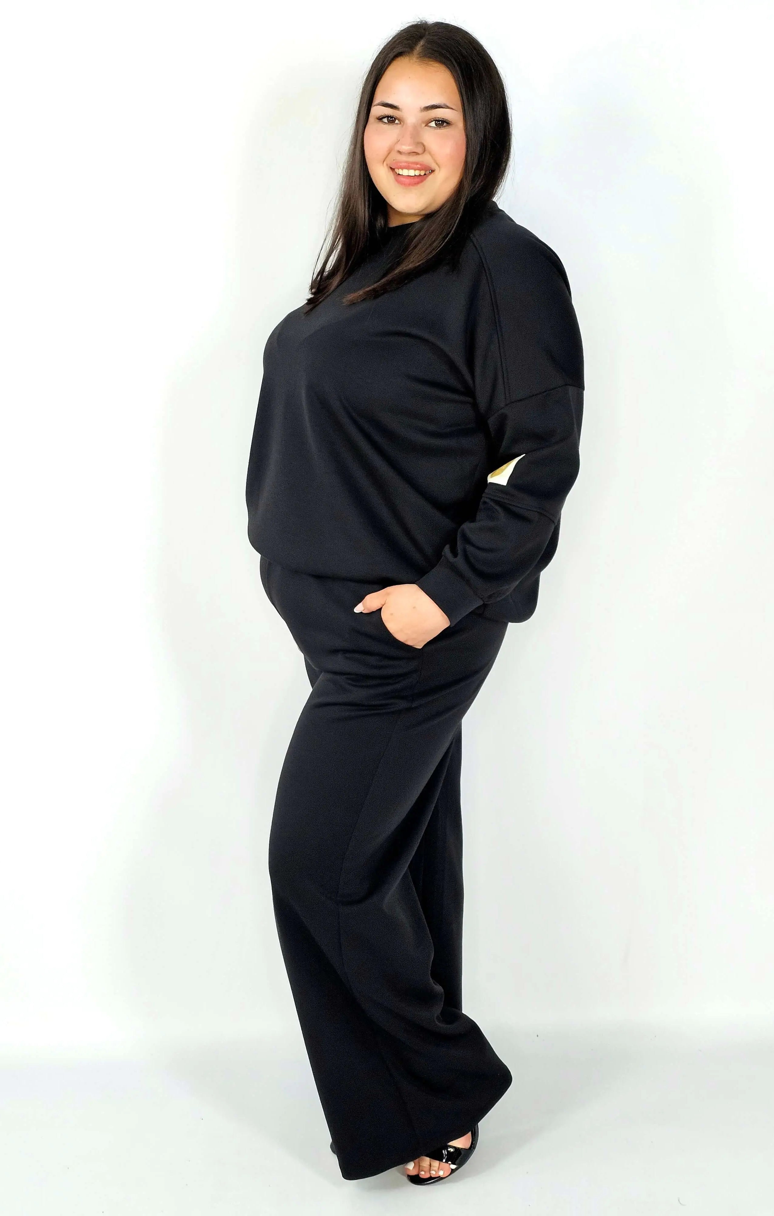 Dres plus size – wygodny komplet damski XXL Stylowa XL