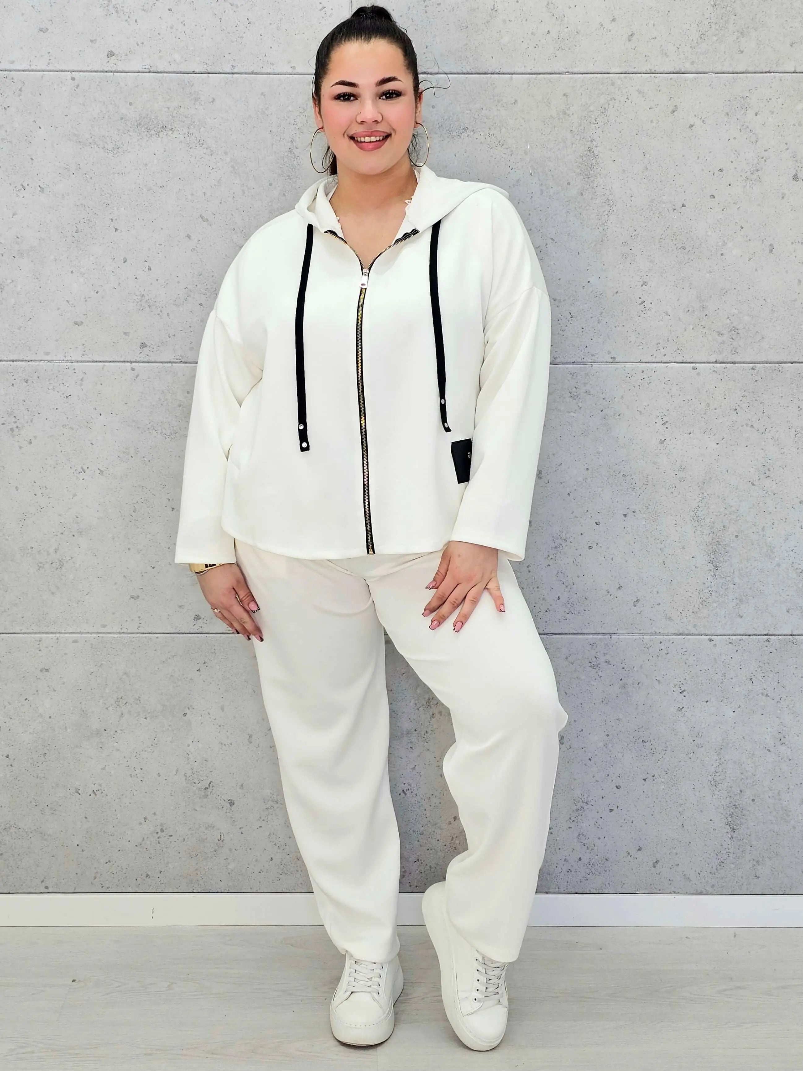 Dres plus size w kolorze ecru – komplet dla kobiet XXL Stylowa XL